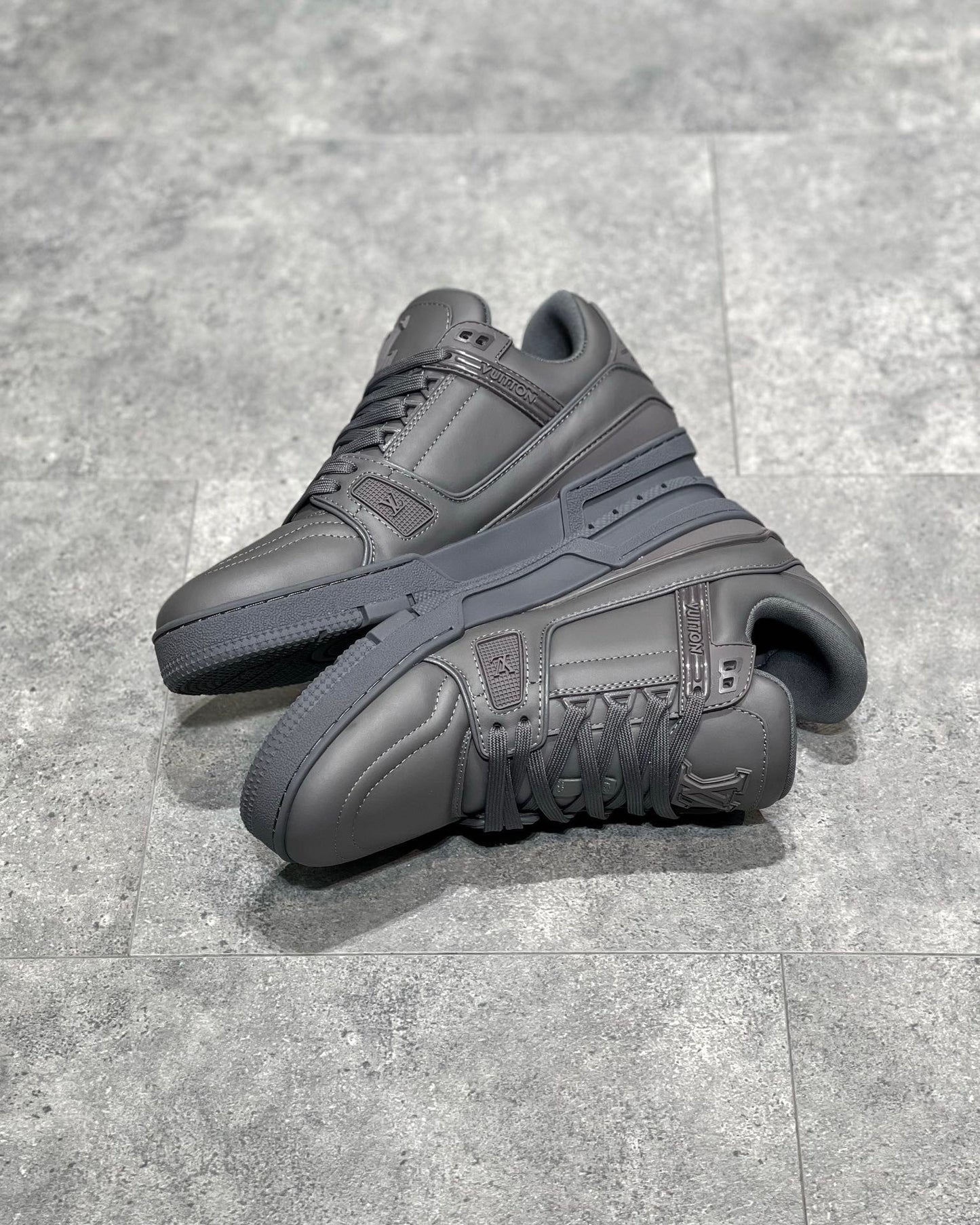 LOU TRAINERS