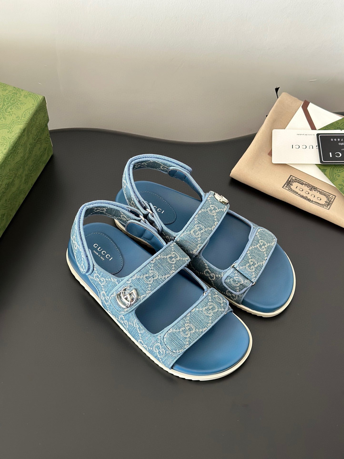 GG SANDALS