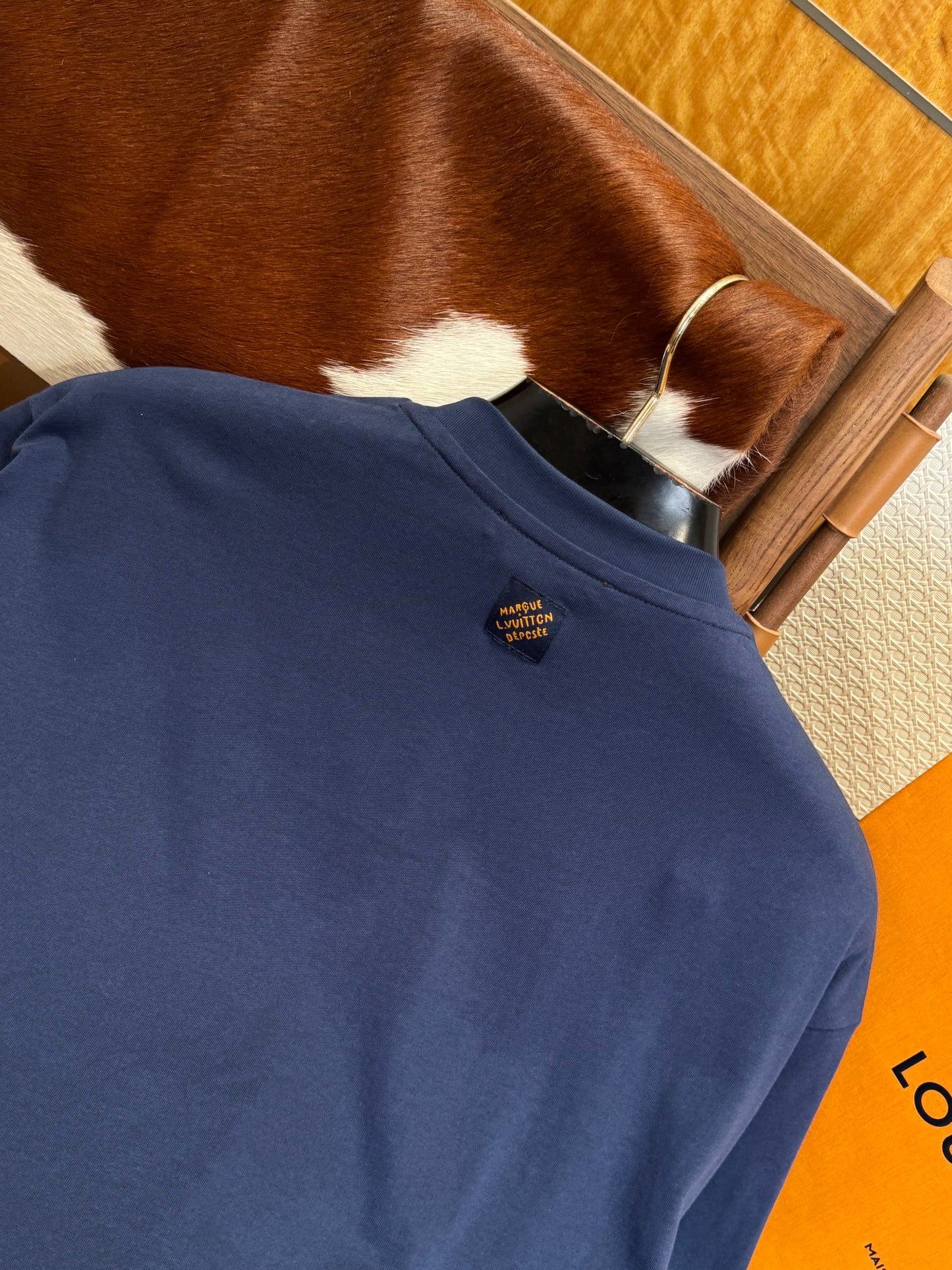 LOU T-SHIRT