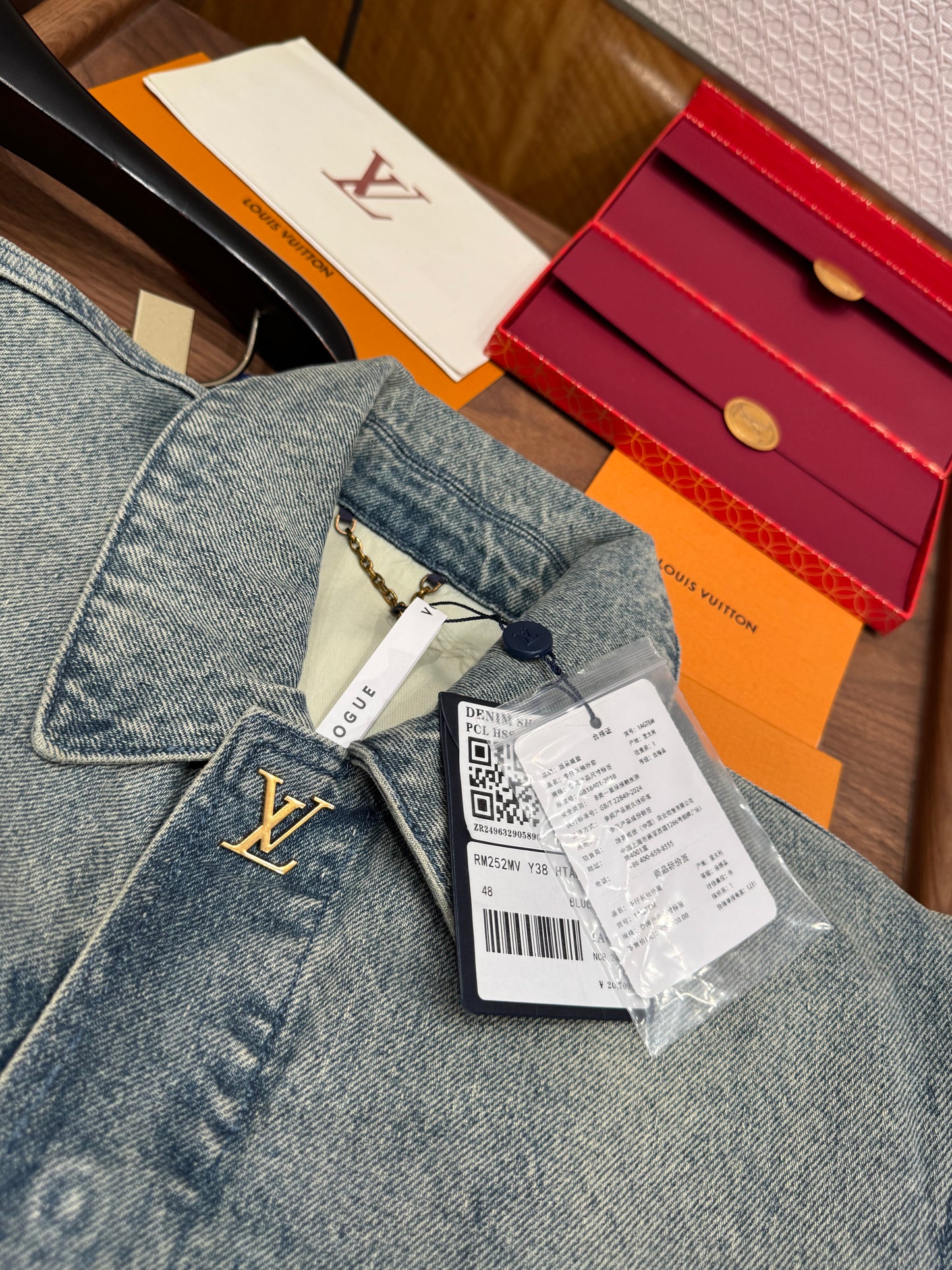 LOU DENIM JACKET