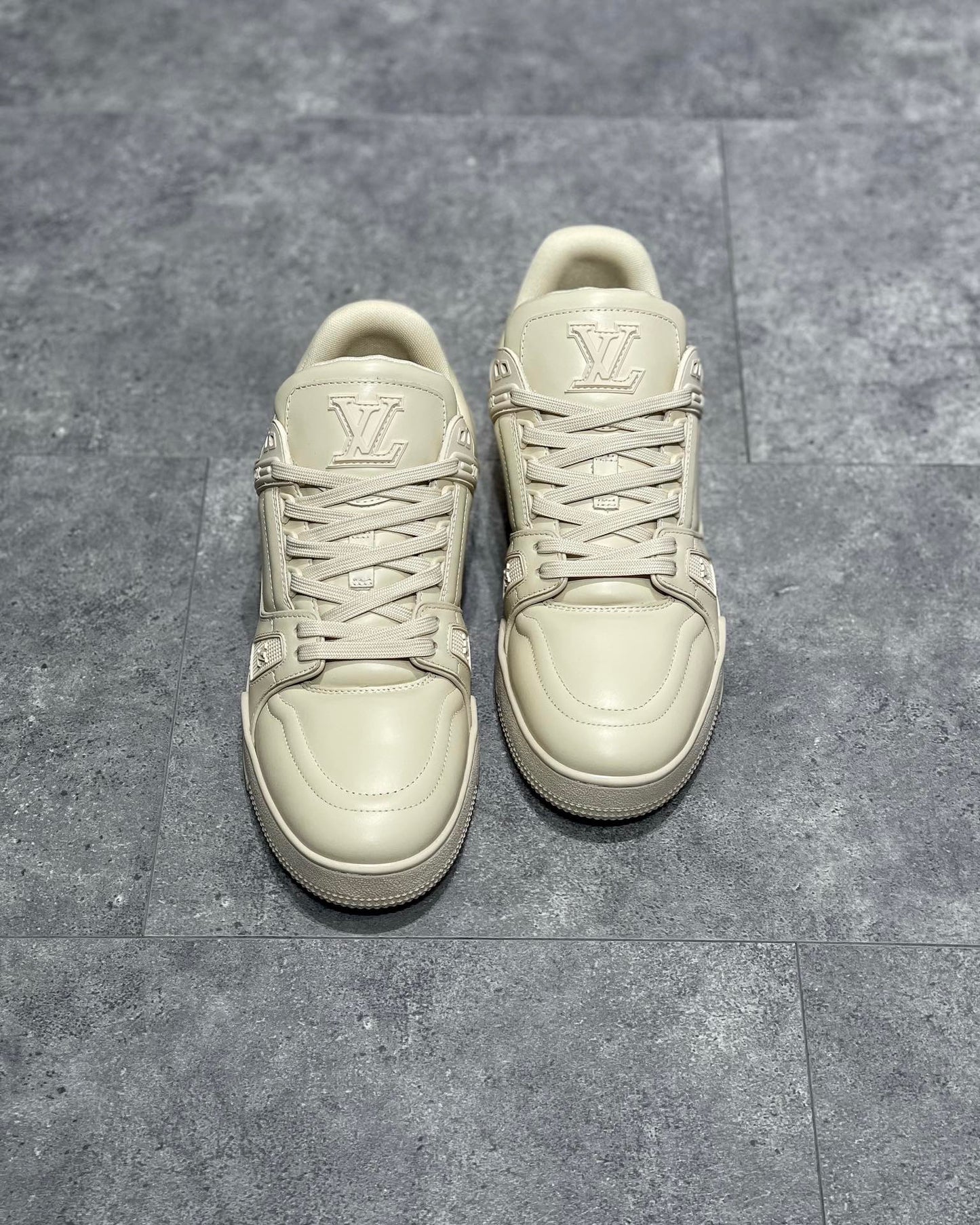 LOU TRAINERS