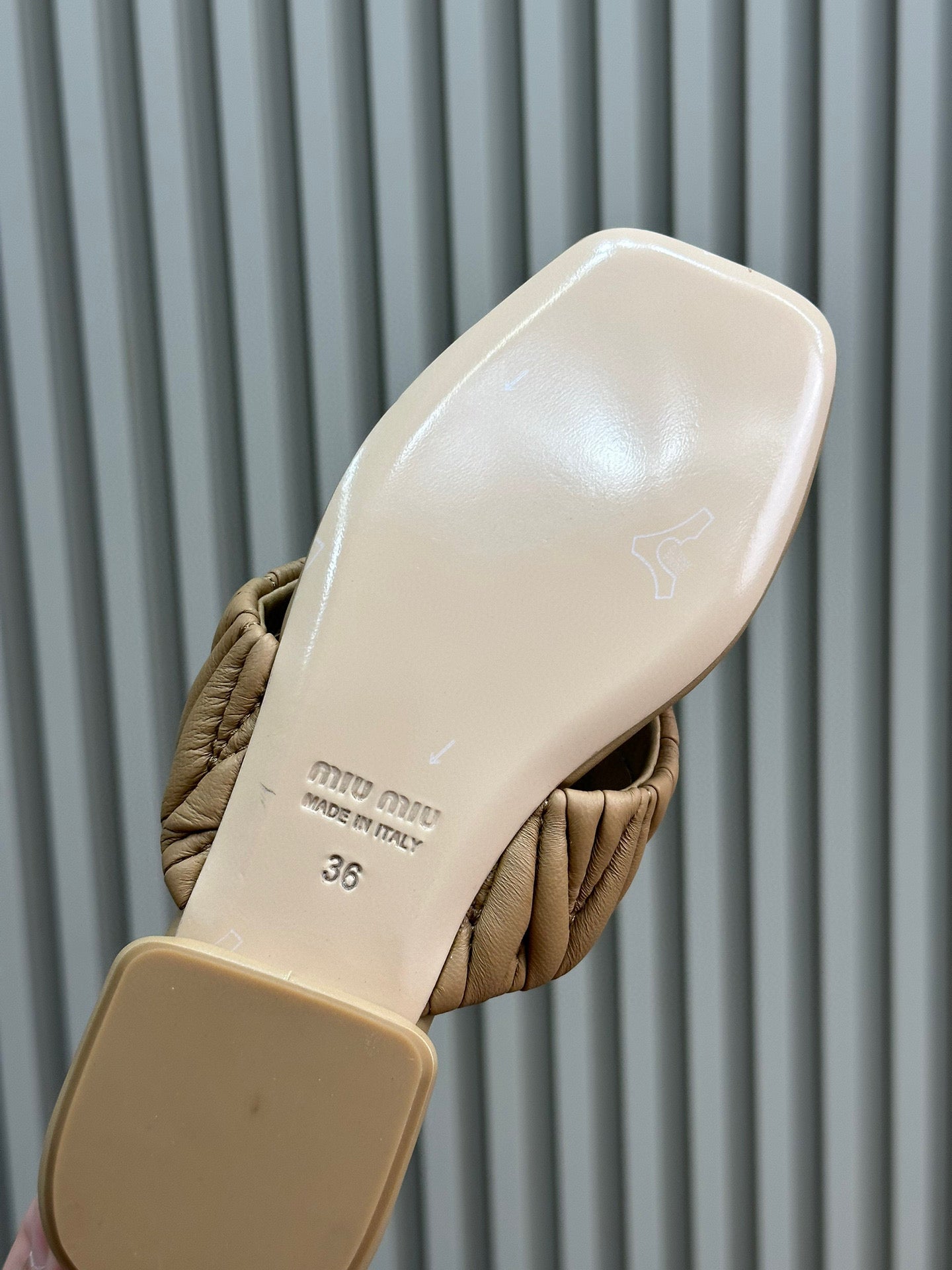 MIU M SANDALS