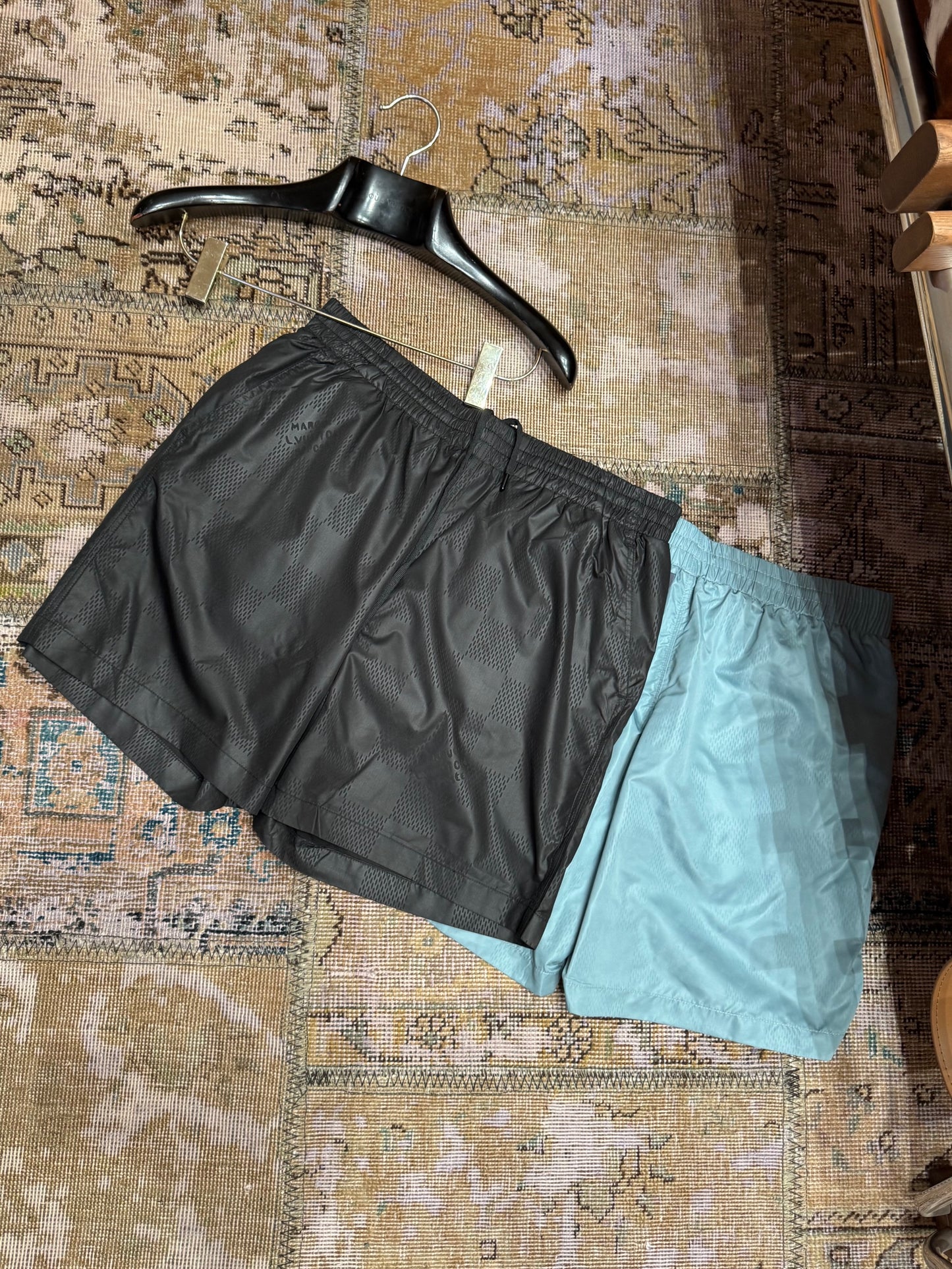 LOU SHORTS