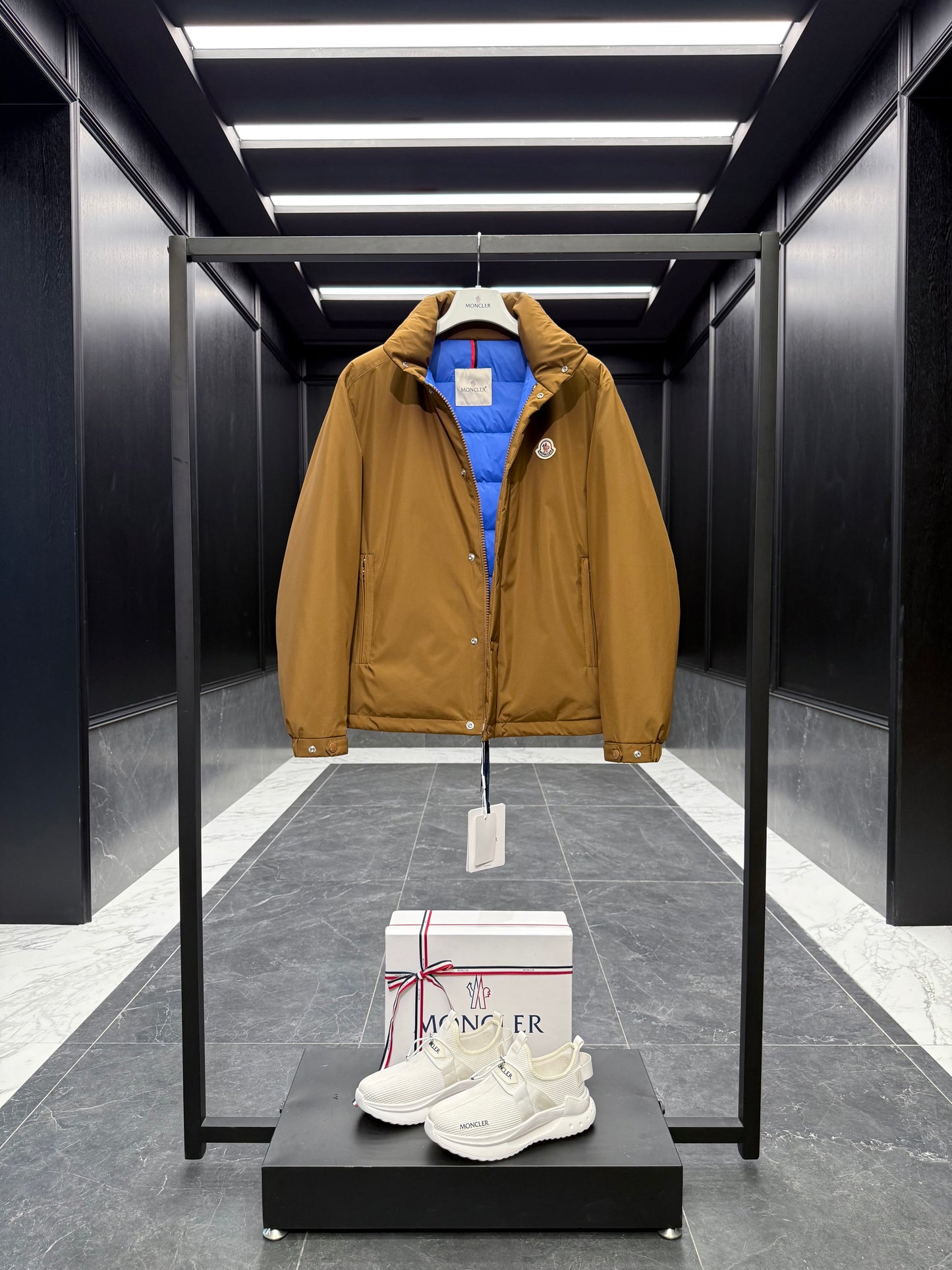 MONC EPINE JACKET