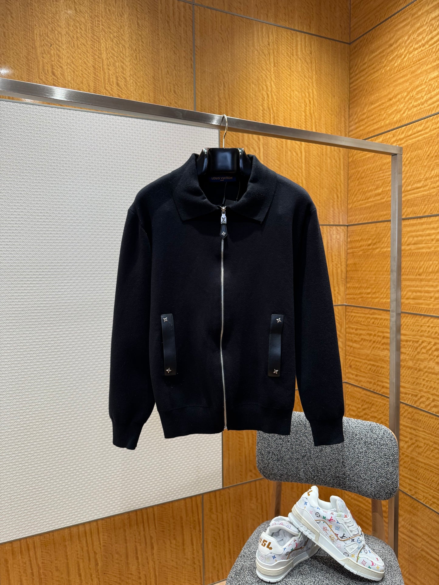 LOU ZIP CARDIGAN