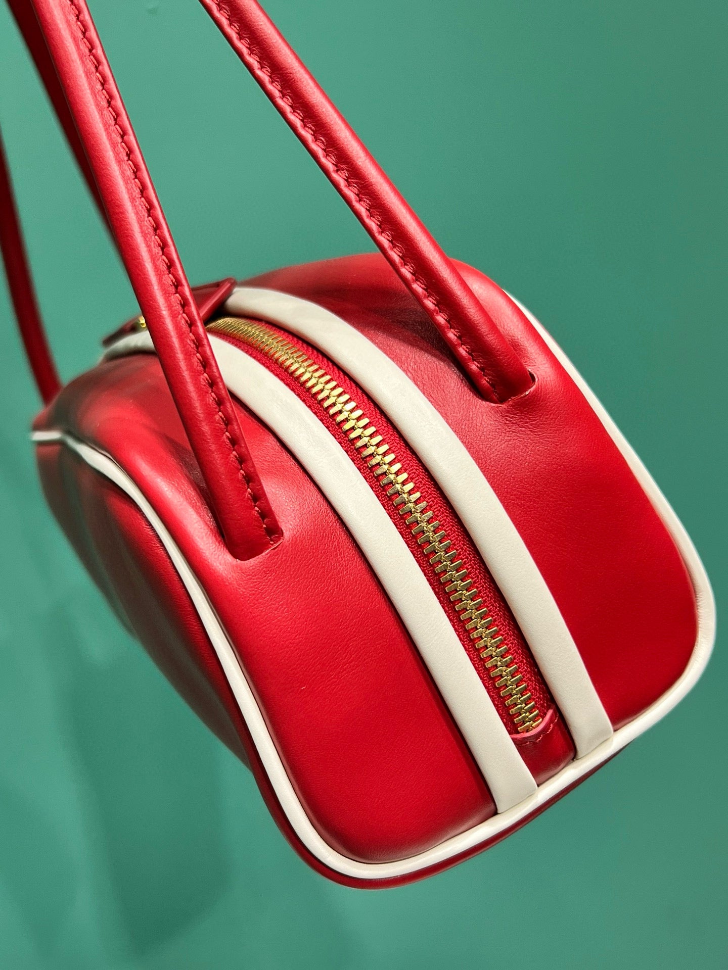 PD SWING SHOULDER BAG