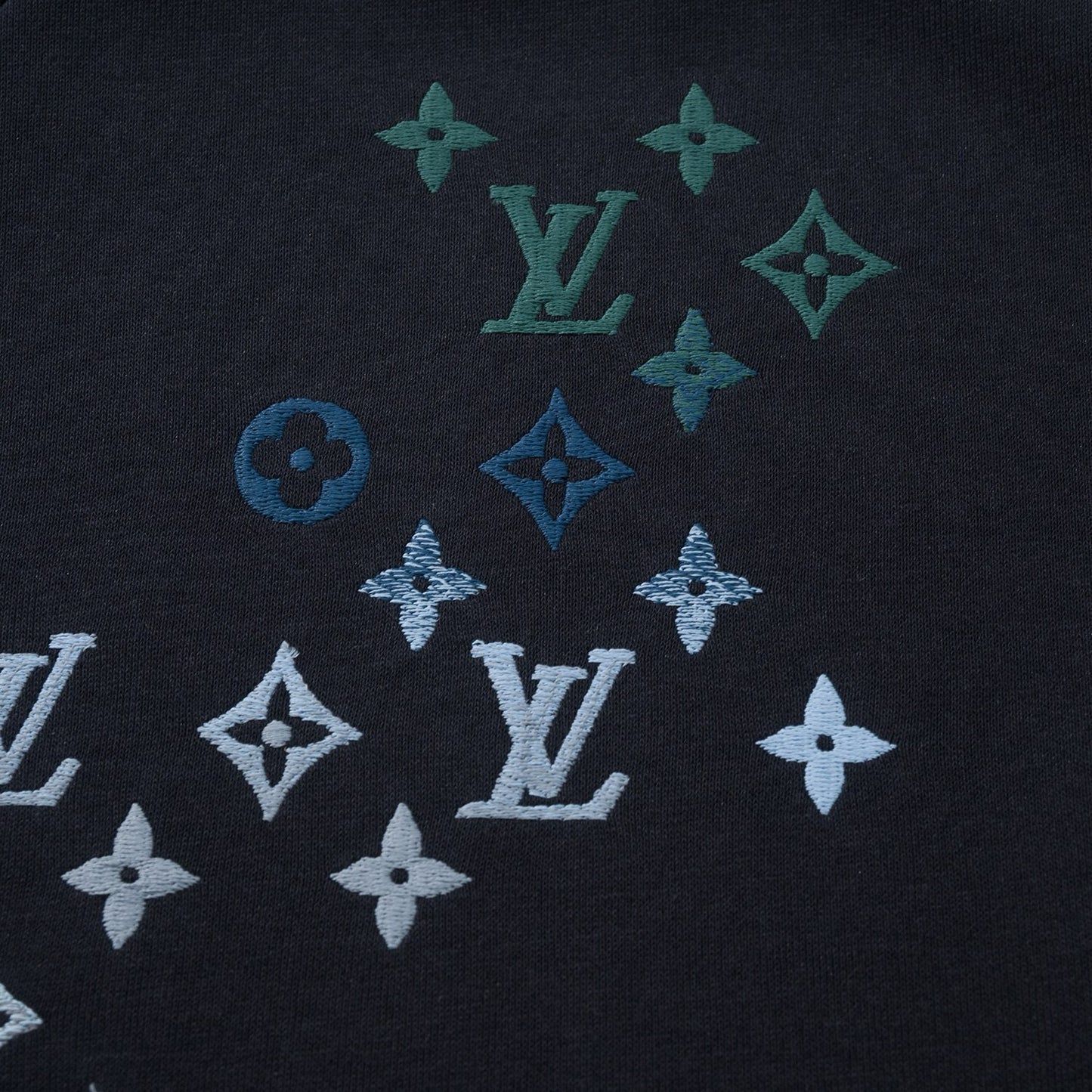 LOU SWEATSHIRT