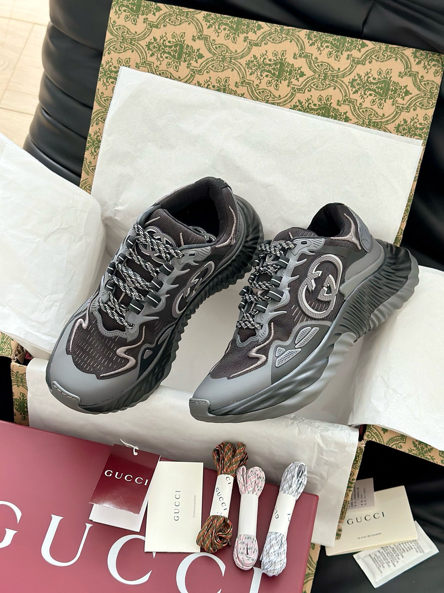 GG RIPPLE TRAINERS