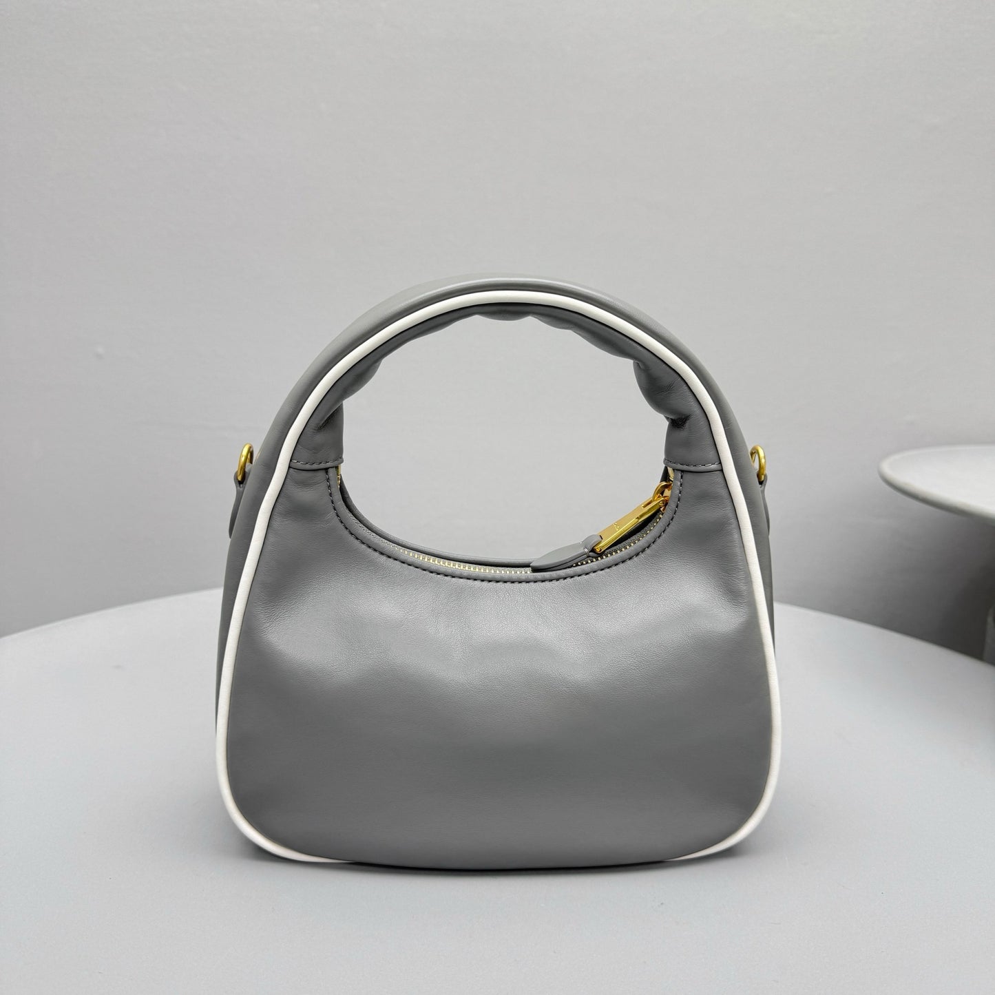 MIU M WANDER BAG