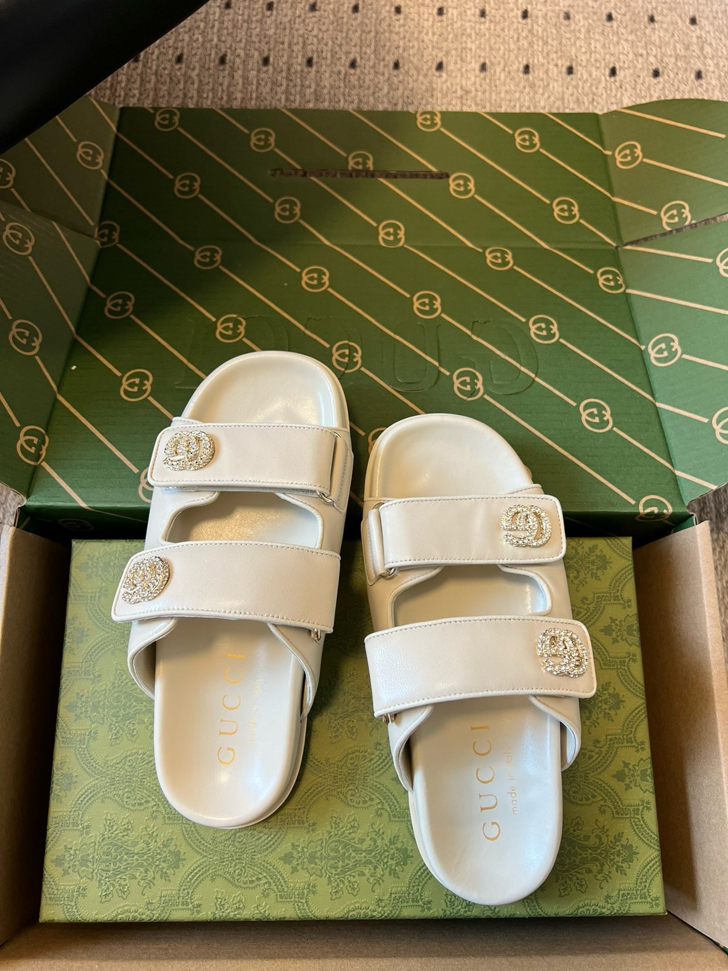 GG SANDALS