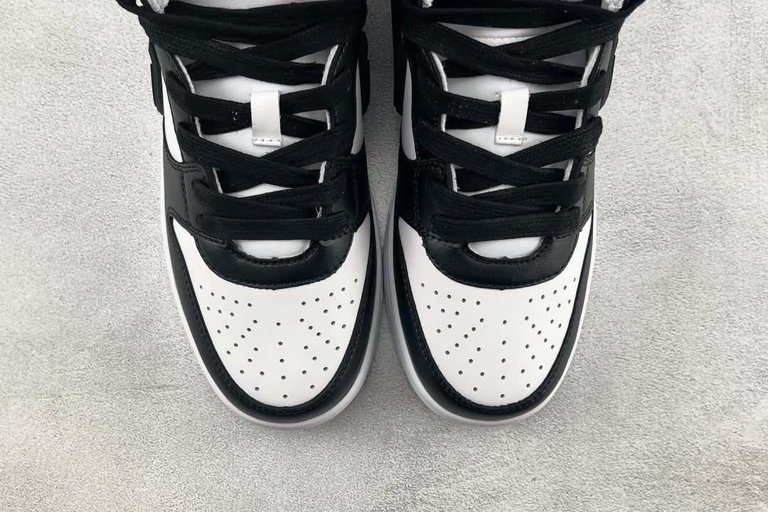 DUNK HIGH