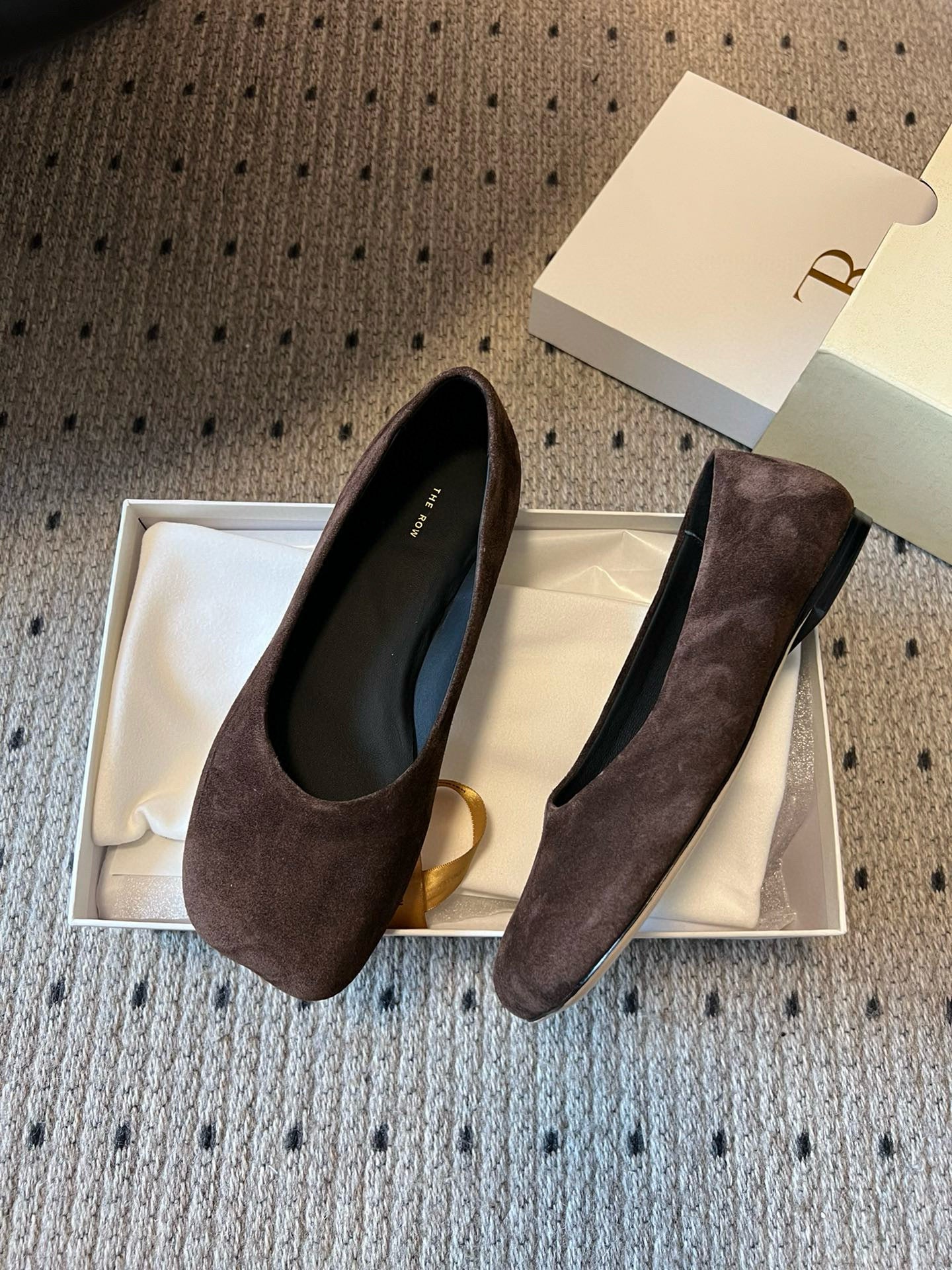 THE ROW BALLET FLATS