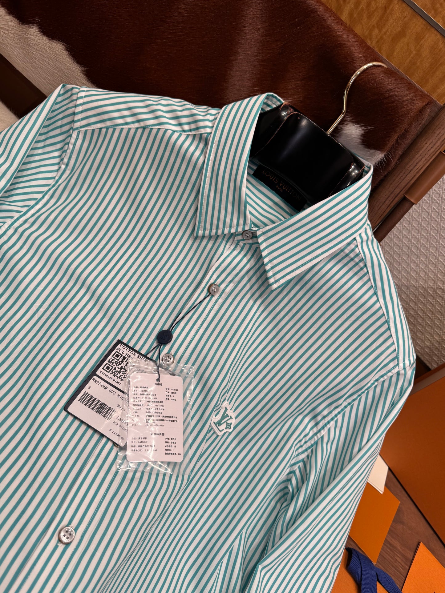 LOU SHIRT