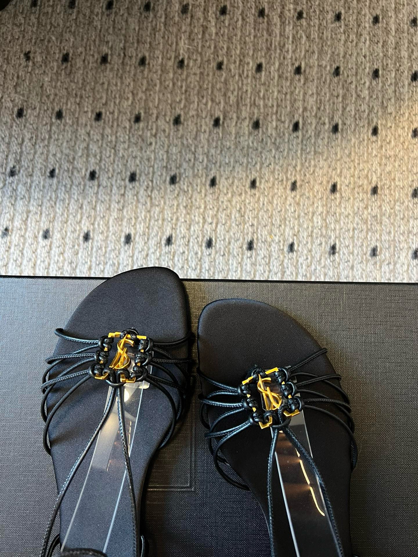 SL SANDALS