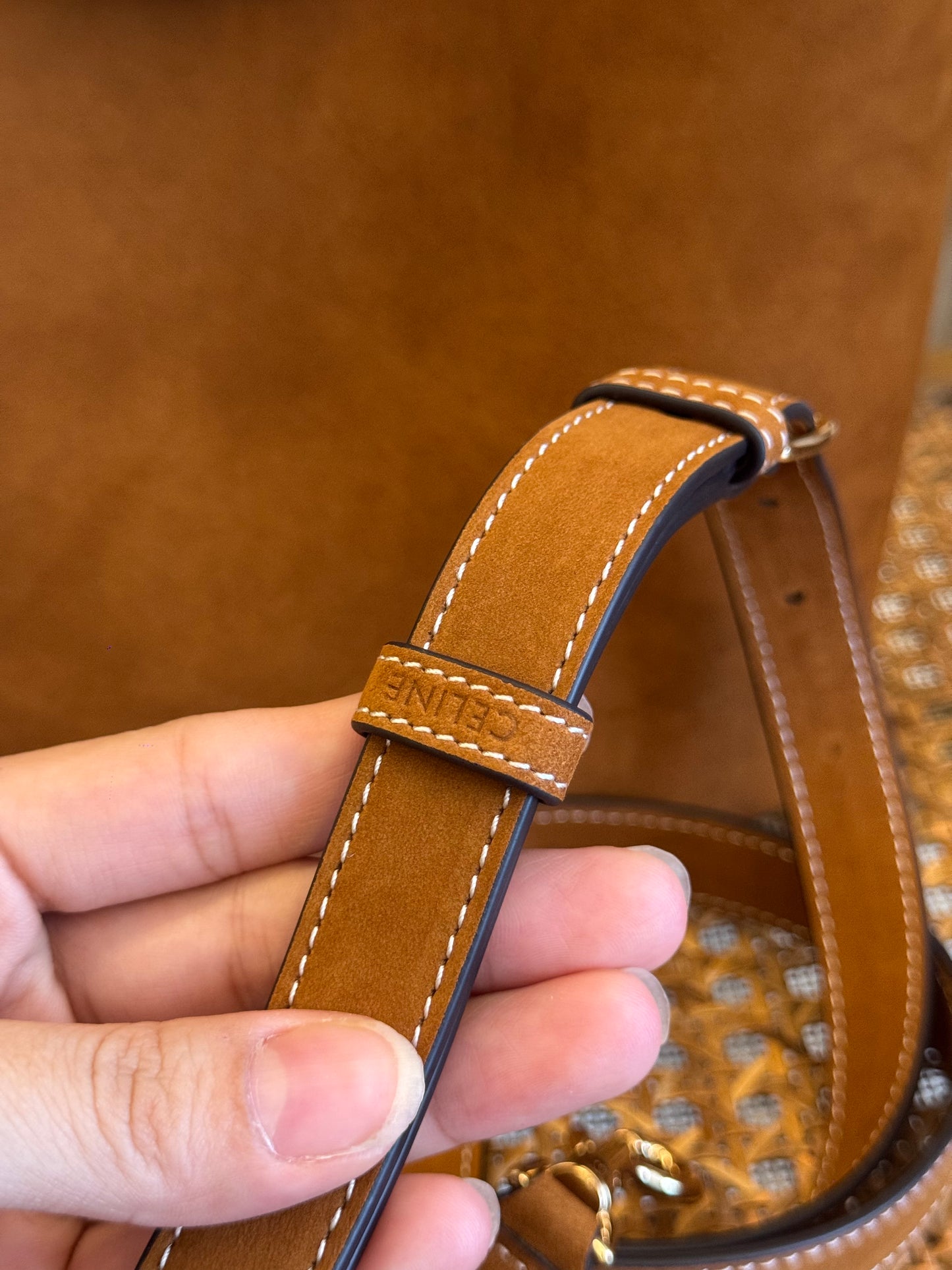 CEL MEDIUM BUCKET LOUISE BAG