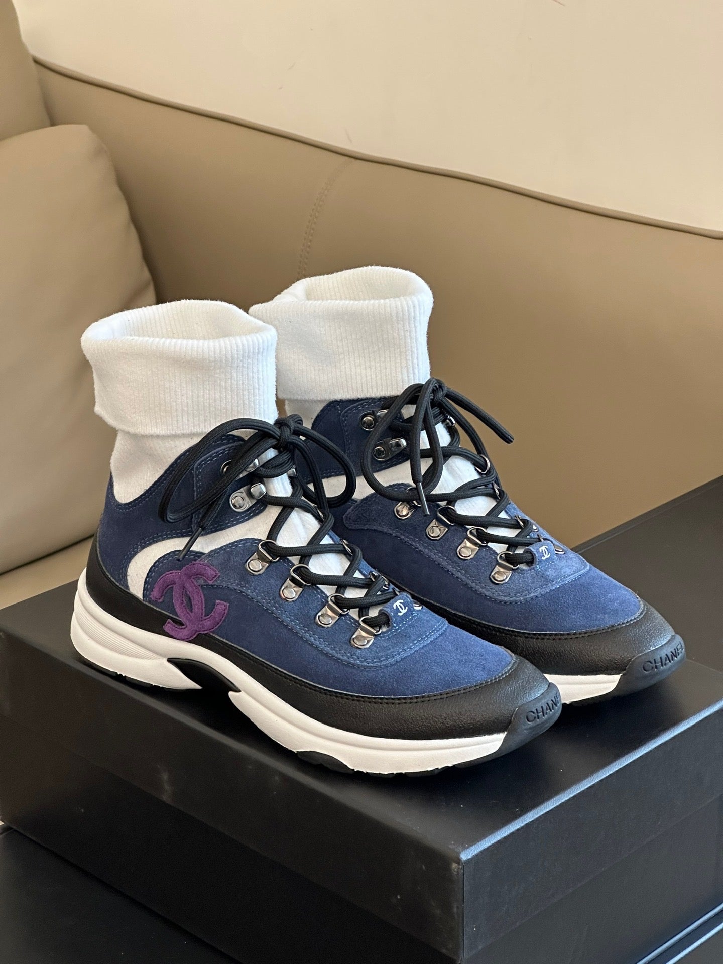 CC TRAINERS