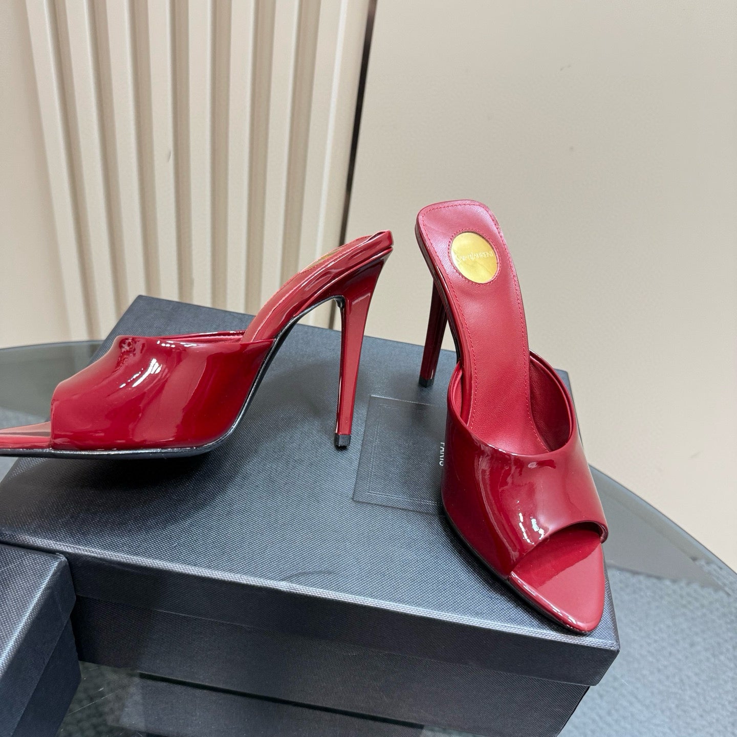 SL HEELS