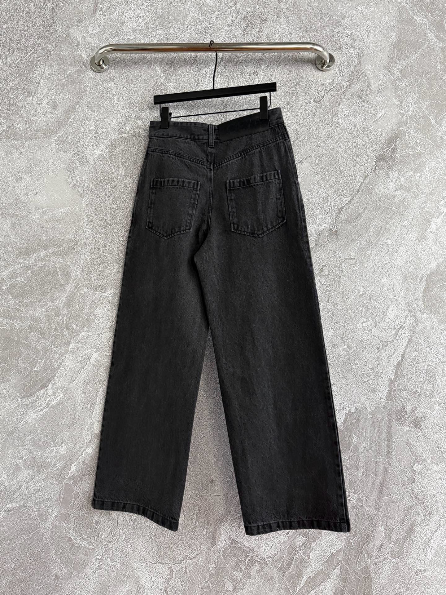 LOEW JEANS