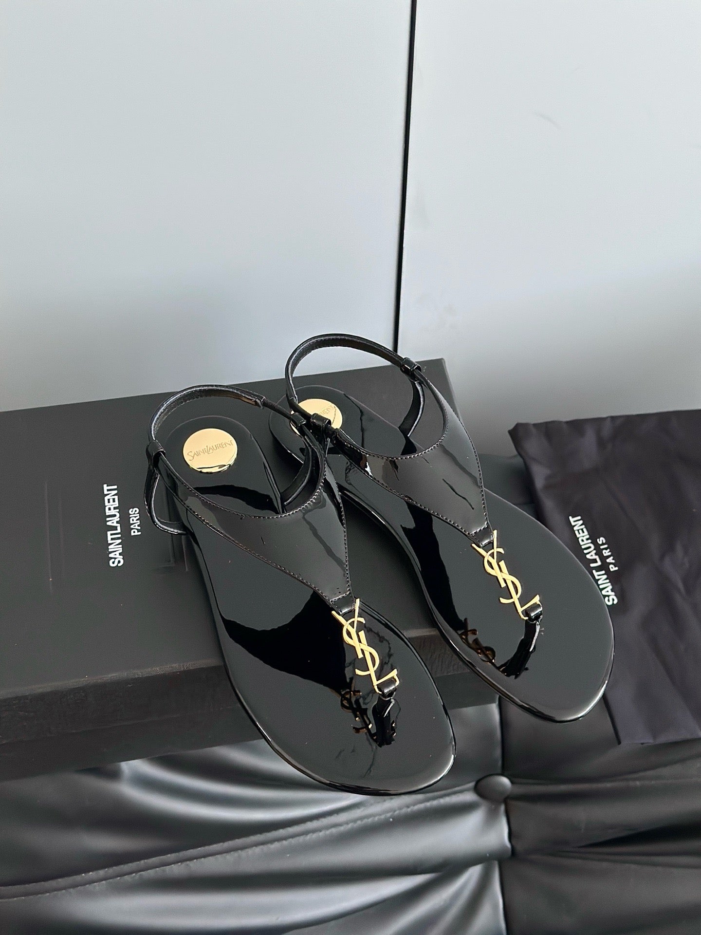 SL SANDALS