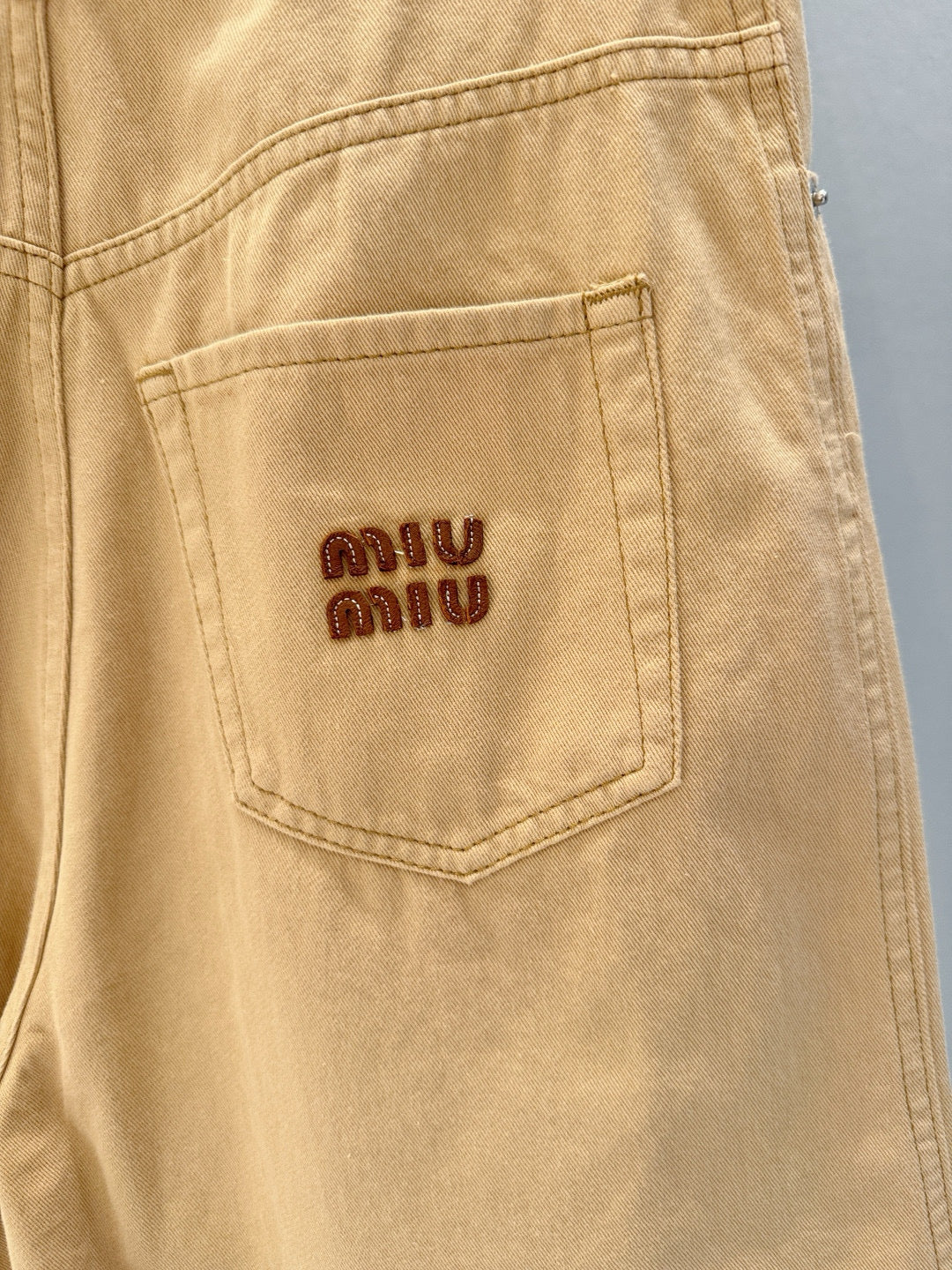 MIU M SHORTS