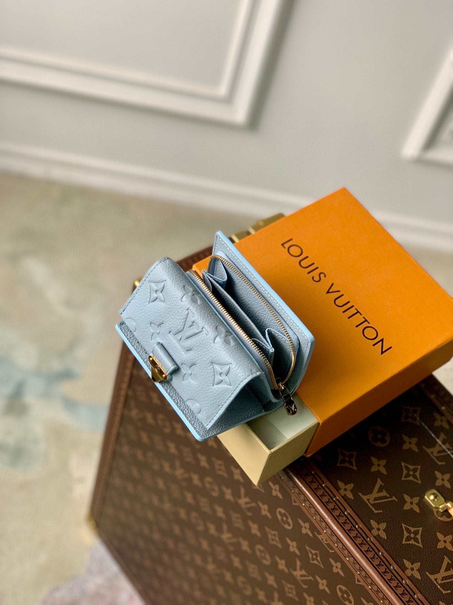 LOU METIS COMPACT WALLET