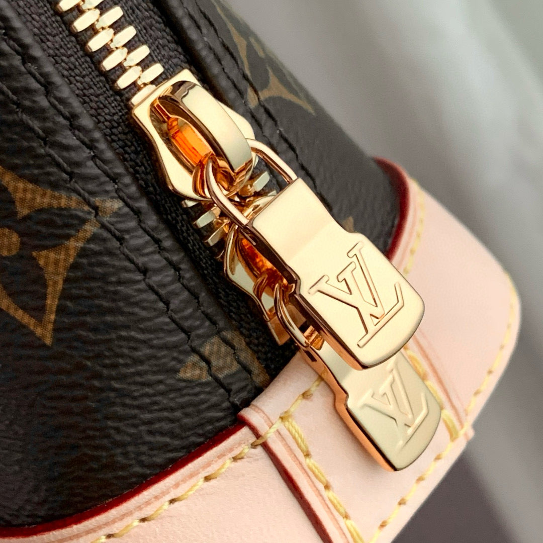 LOU x MURAKAMI NANO ALMA BAG