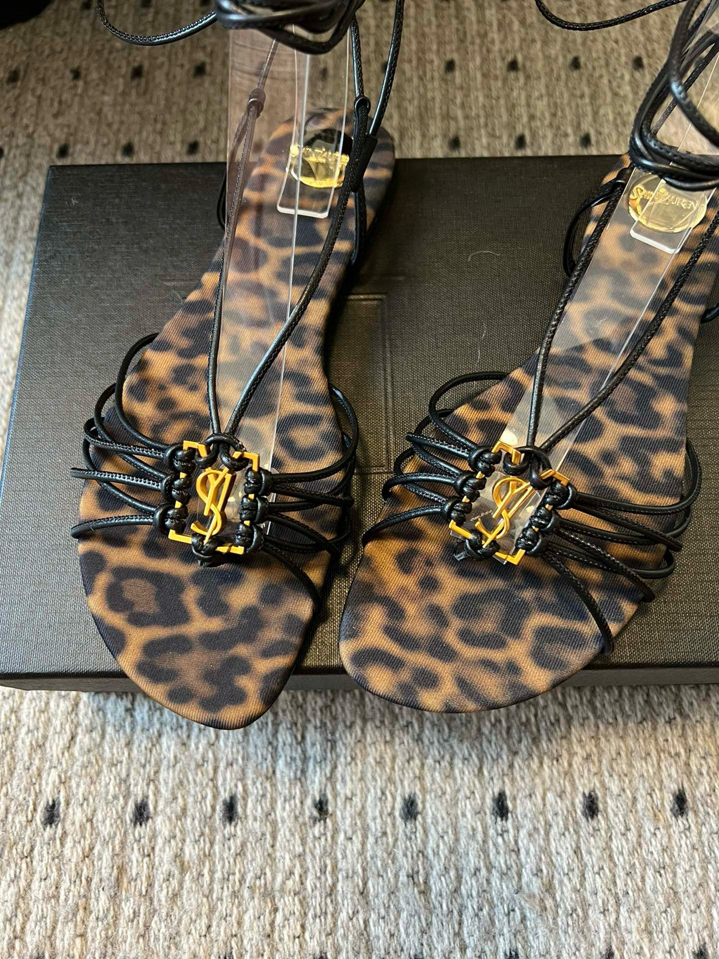 SL SANDALS