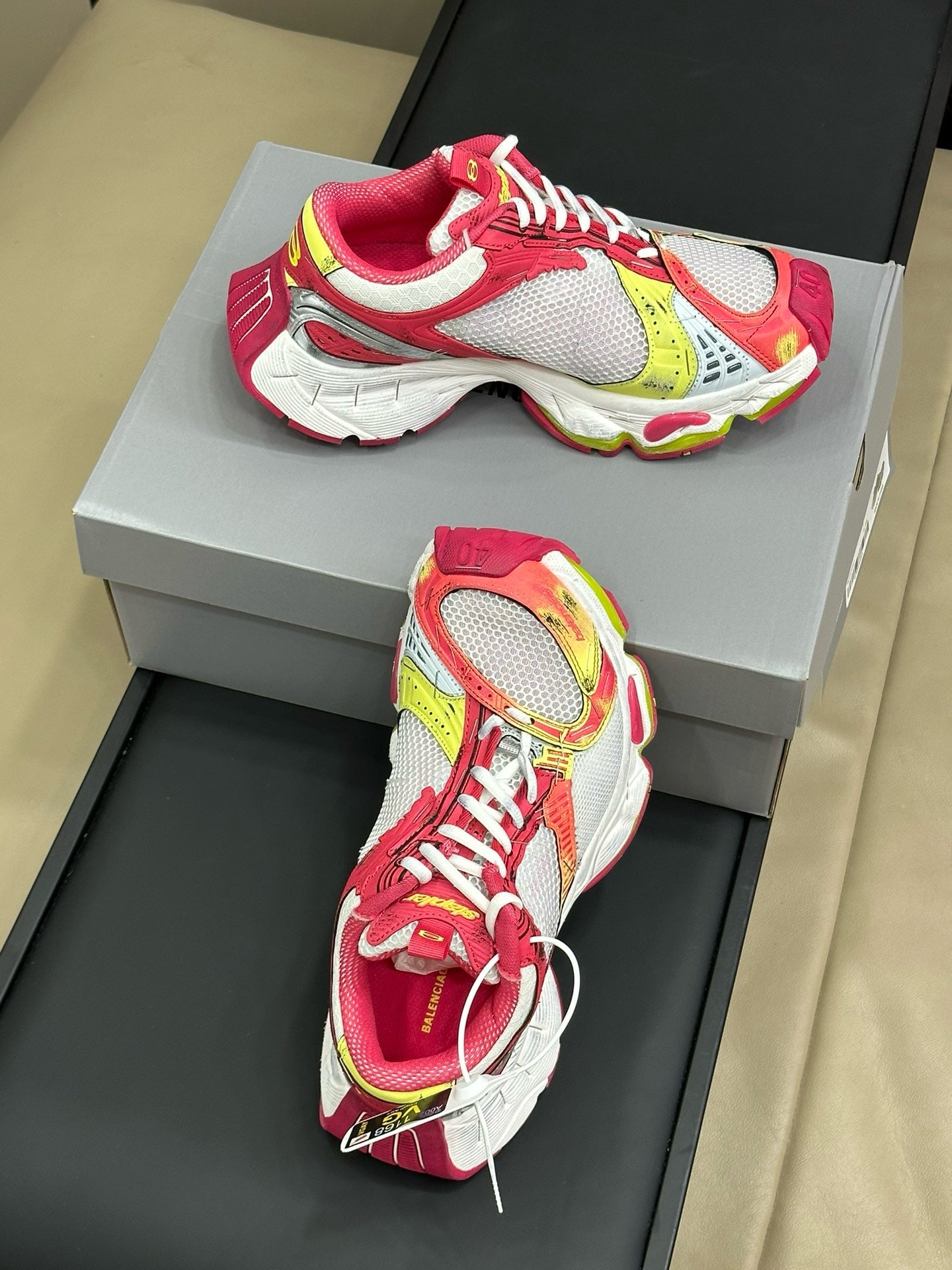 BAL STAPLER TRAINERS