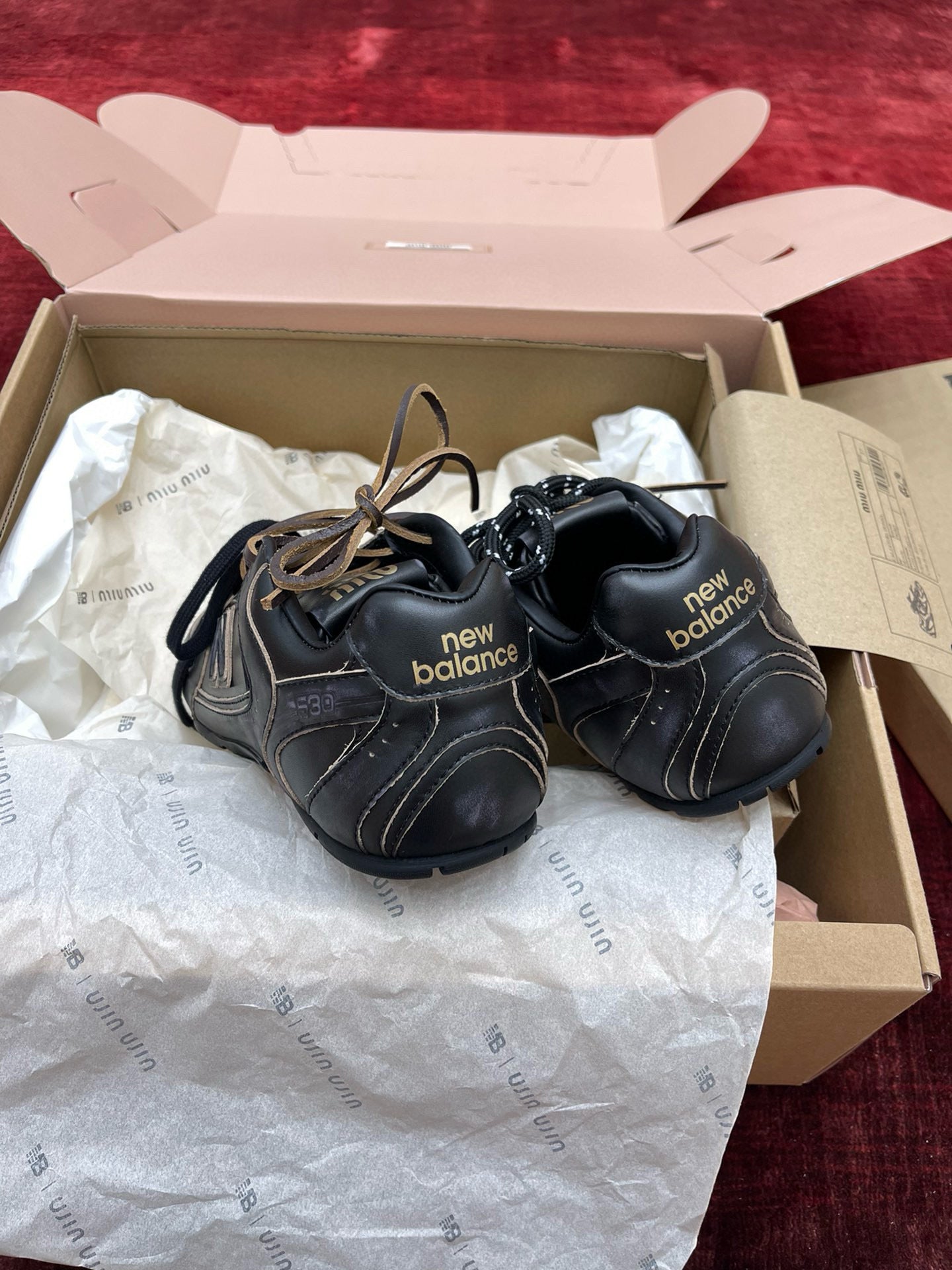 MIU M x NEW BALANCE TRAINERS