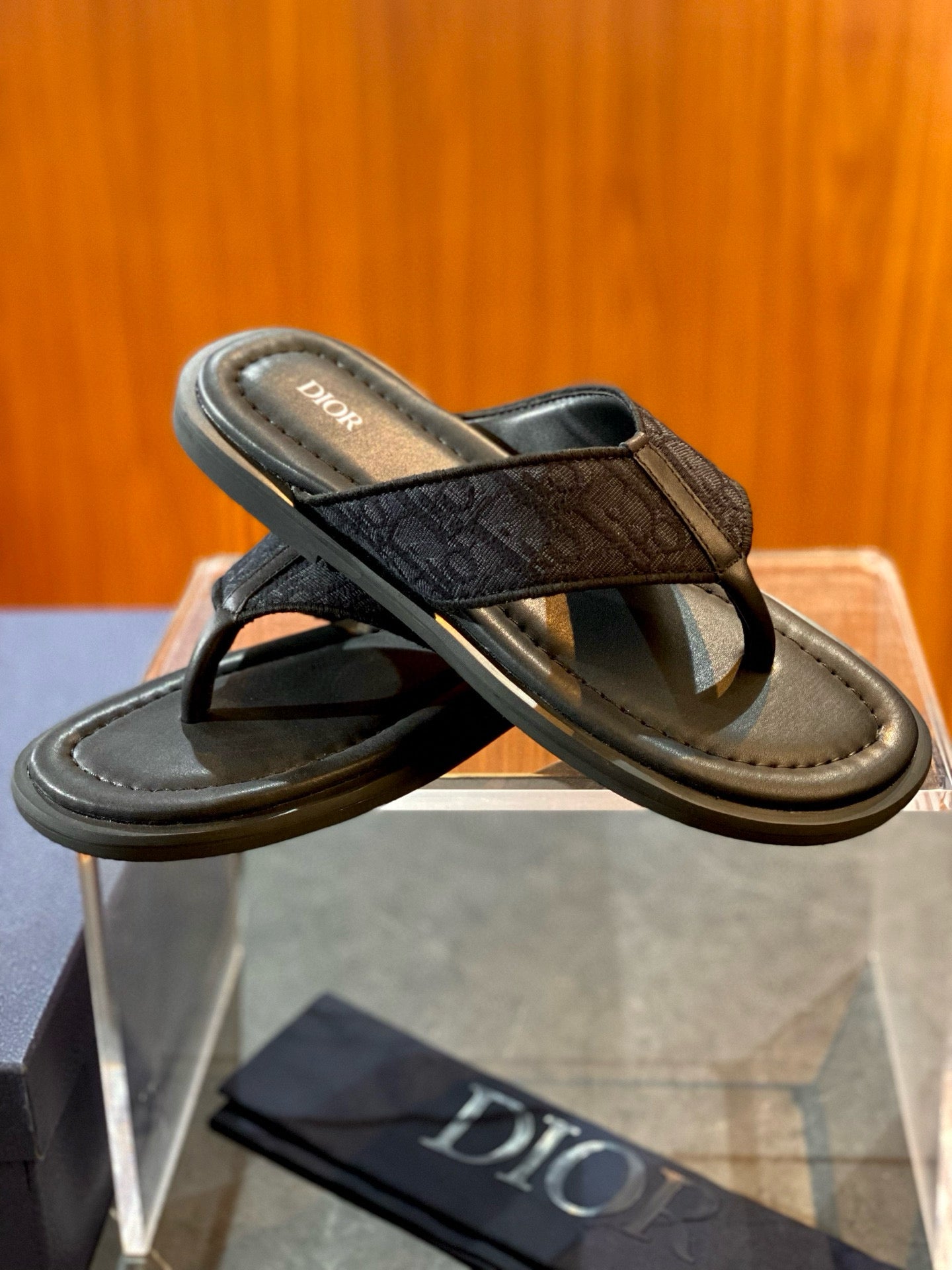 CD ALIAS SANDALS