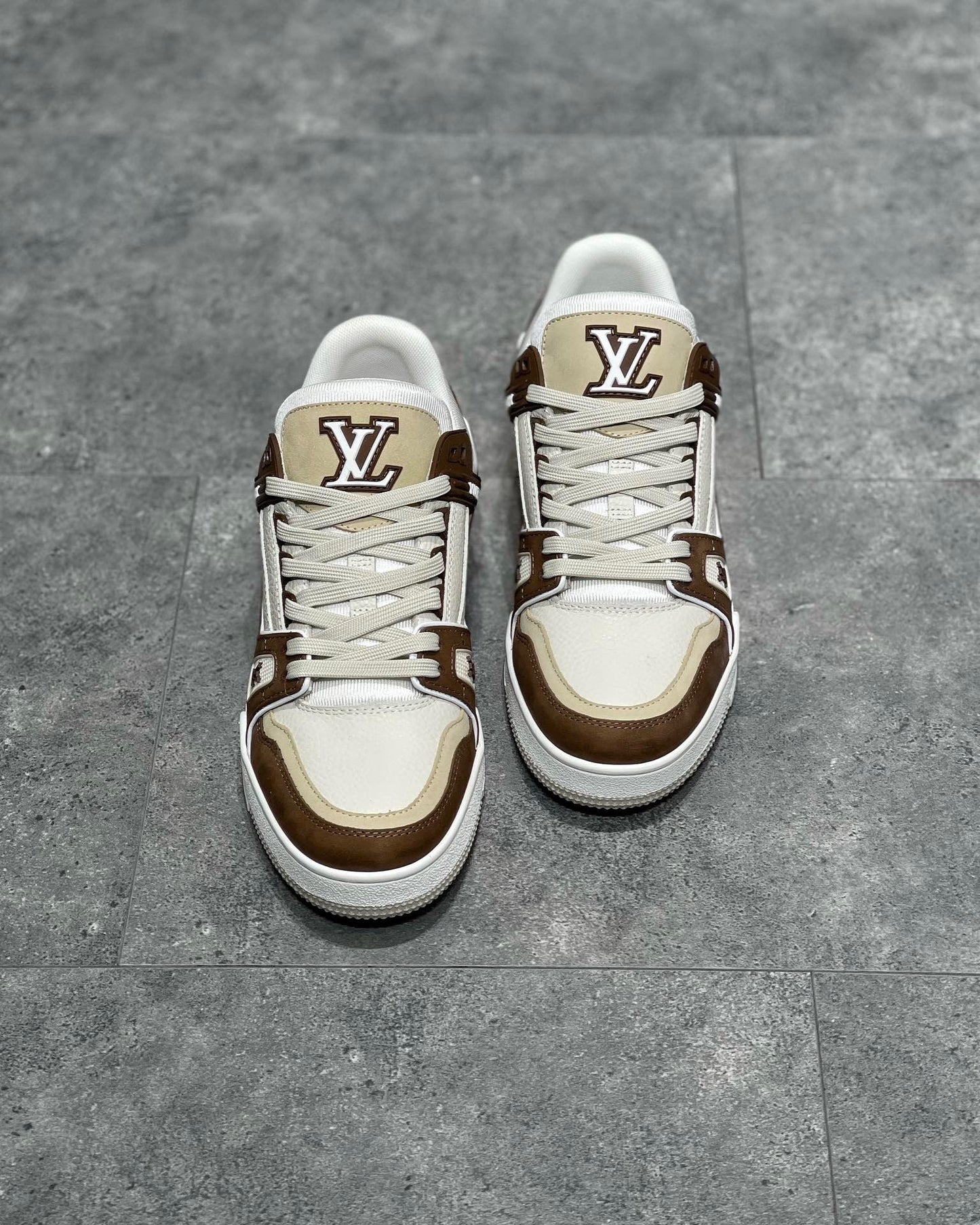 LOU TRAINERS