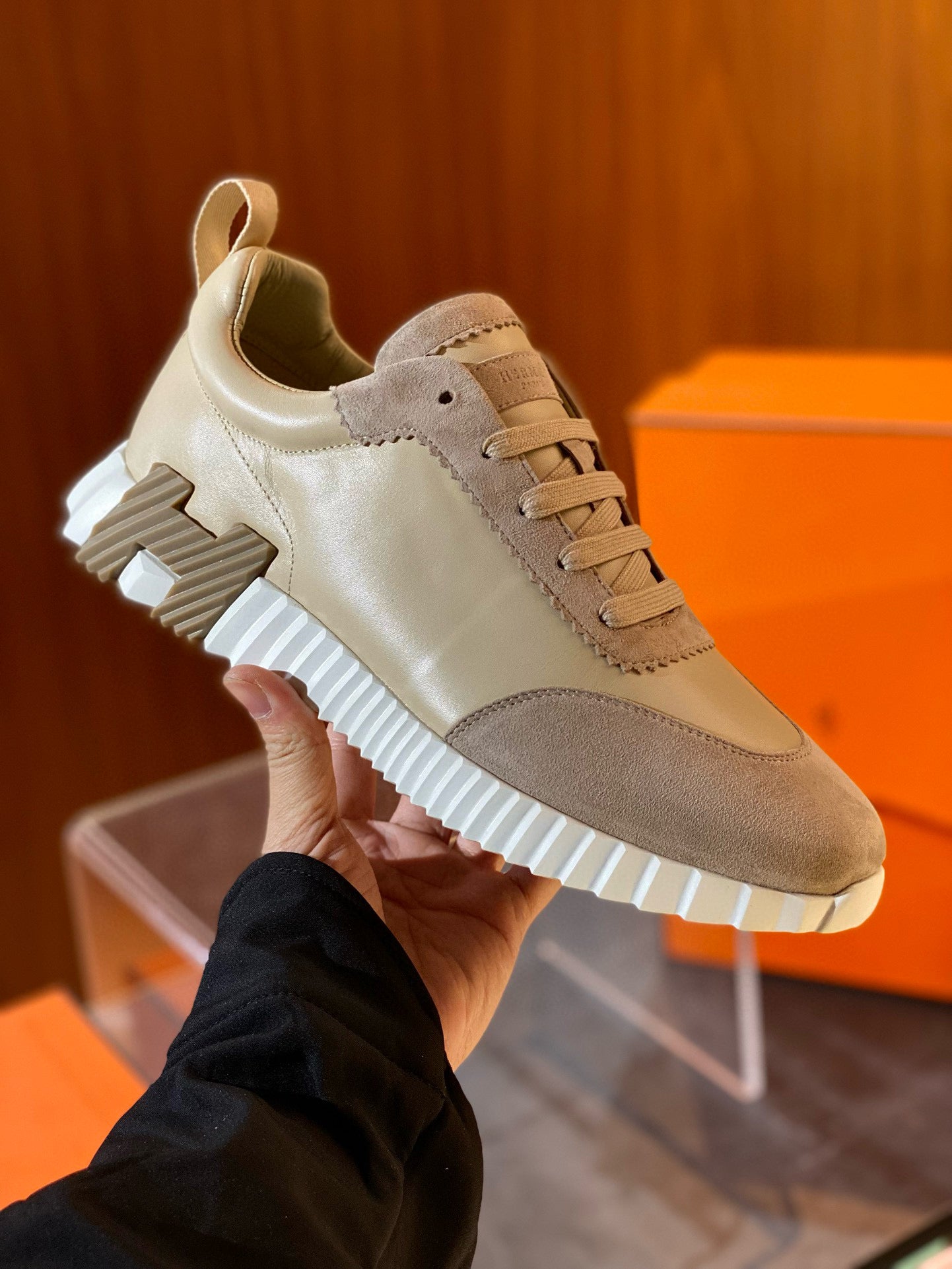 HERM BOUNCING SNEAKERS