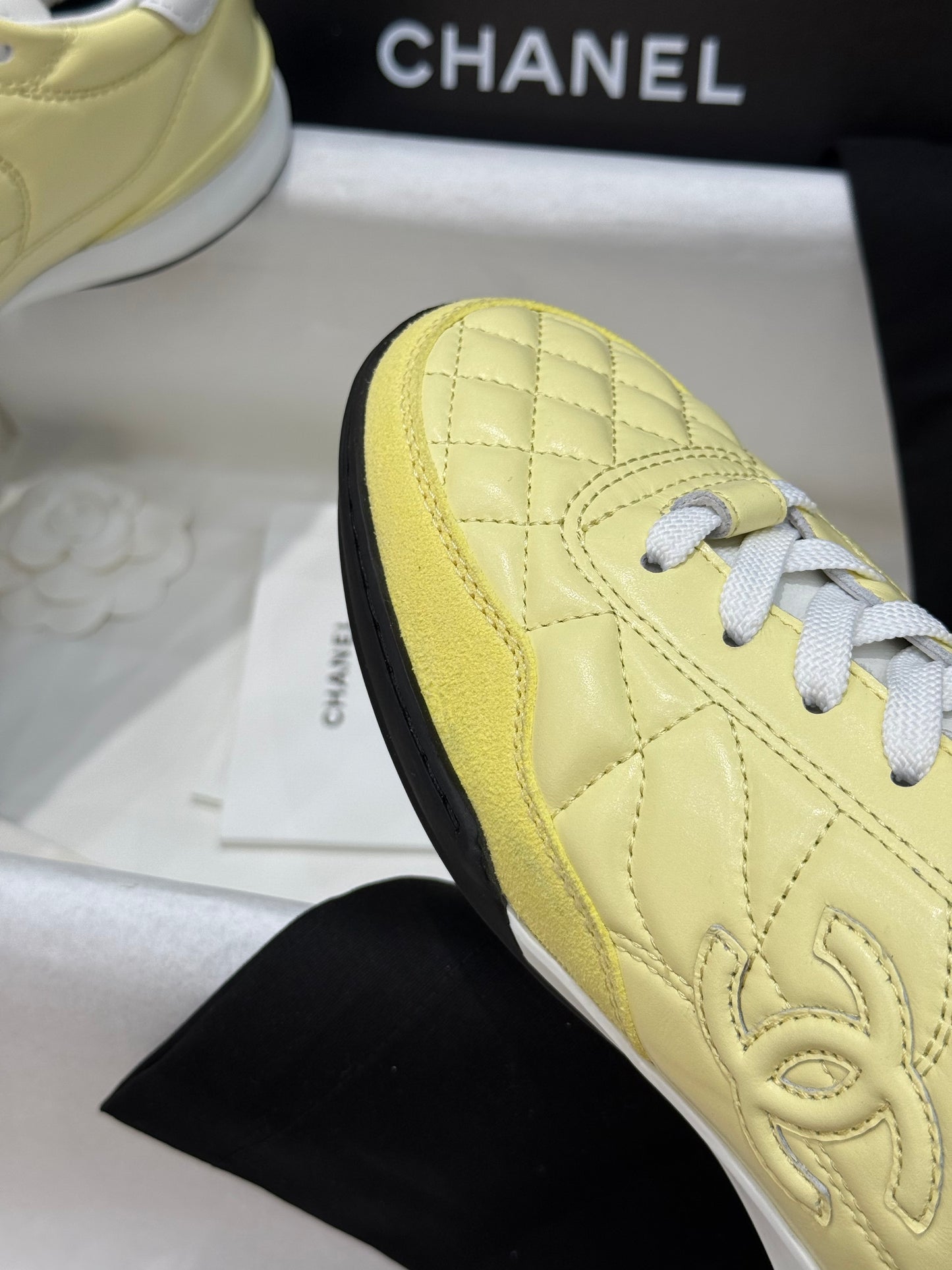 CC SNEAKER