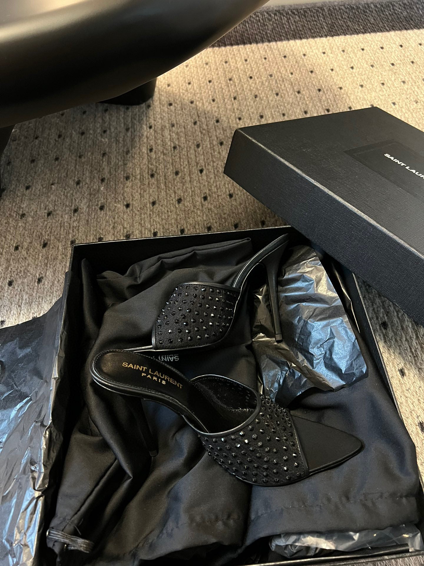 SL HEELS