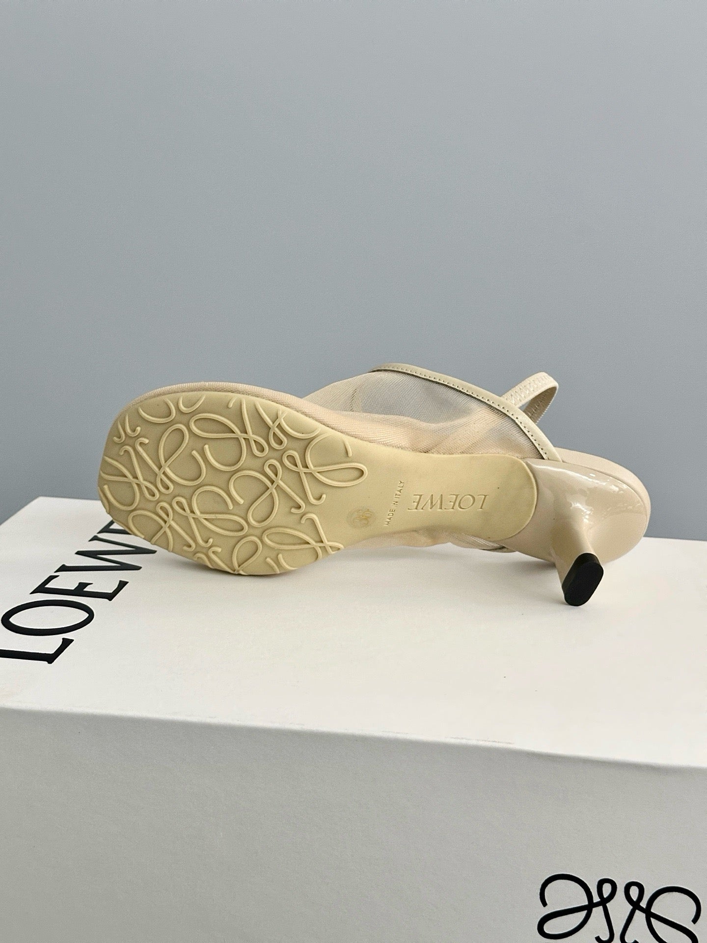 LOEW HEELS