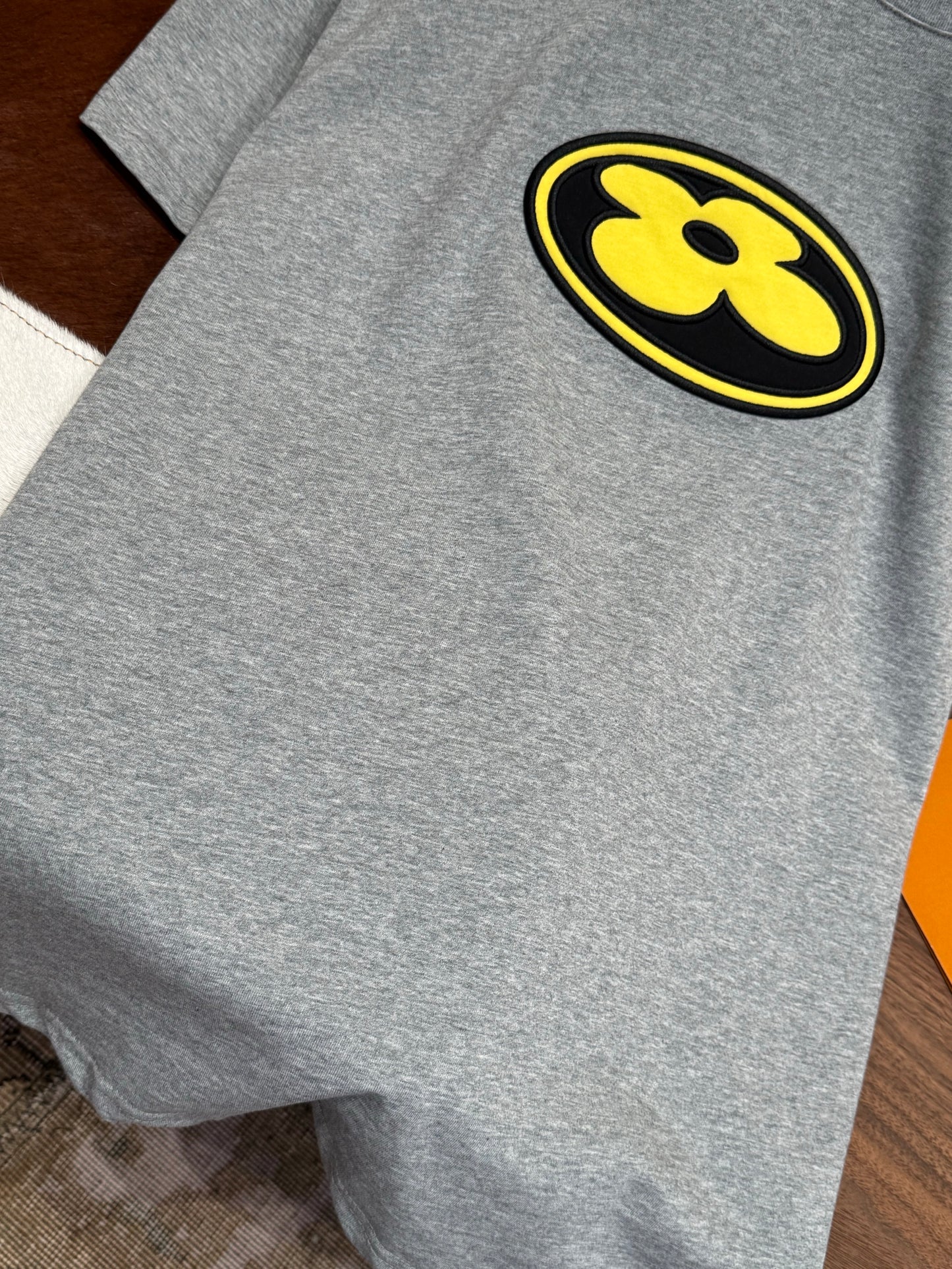 LOU T-SHIRT