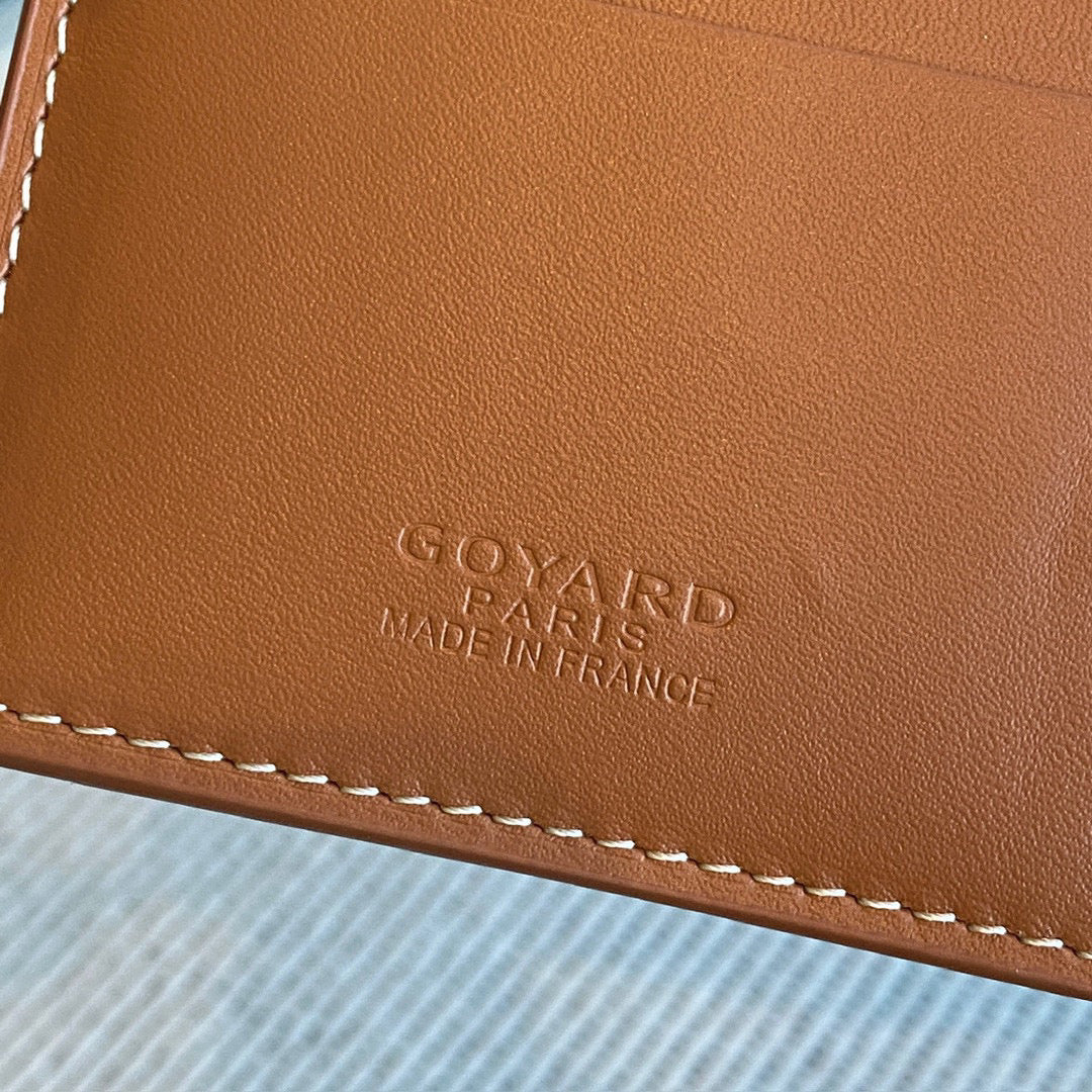 GOYA GRENELLE PASSPORT COVER