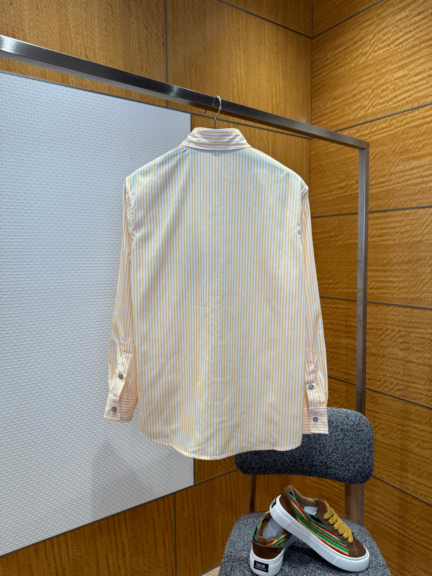 LOU SHIRT
