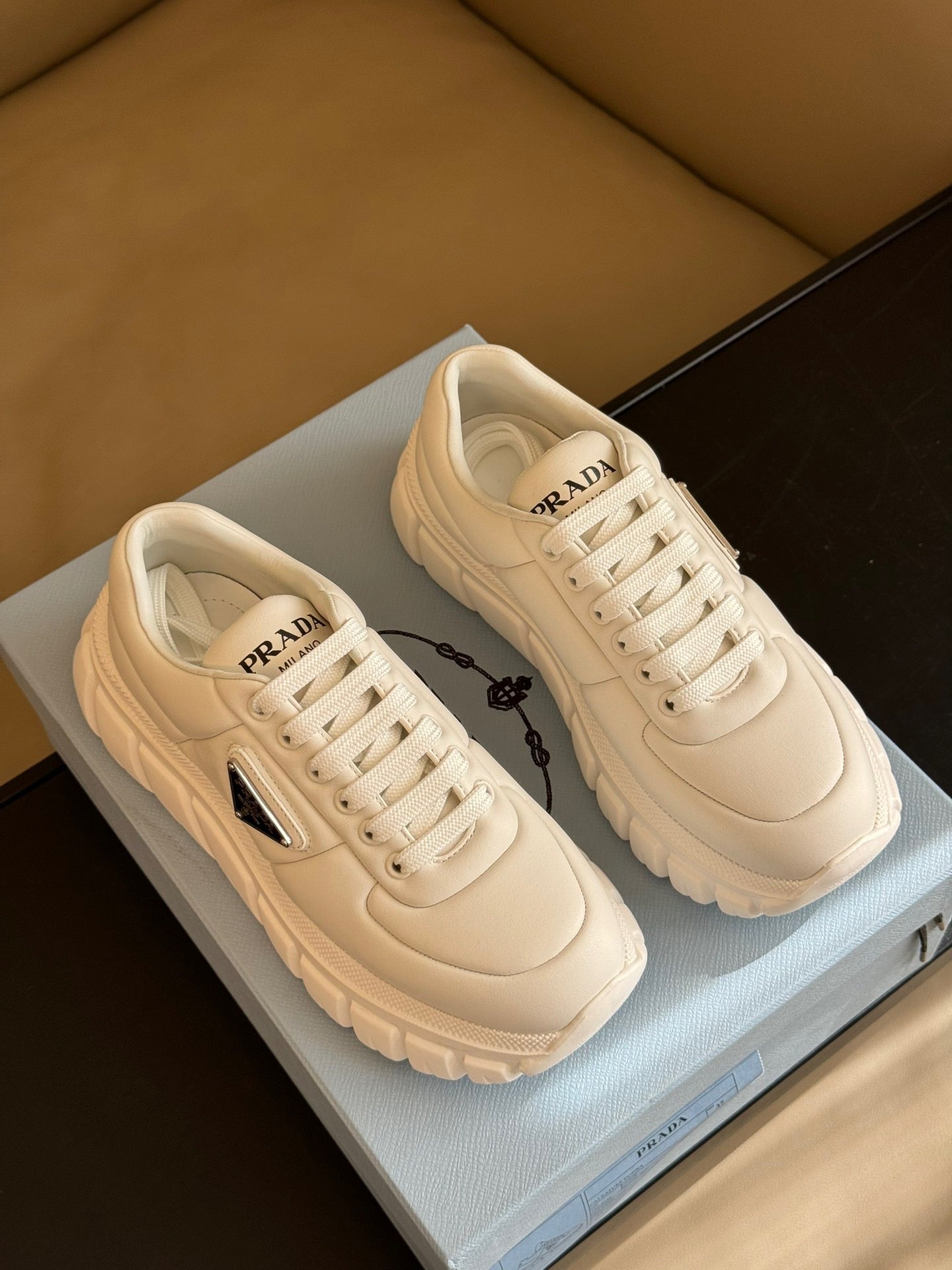 PD SNEAKERS