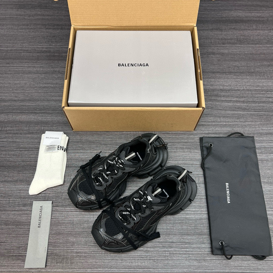 BAL 3XL TRAINERS