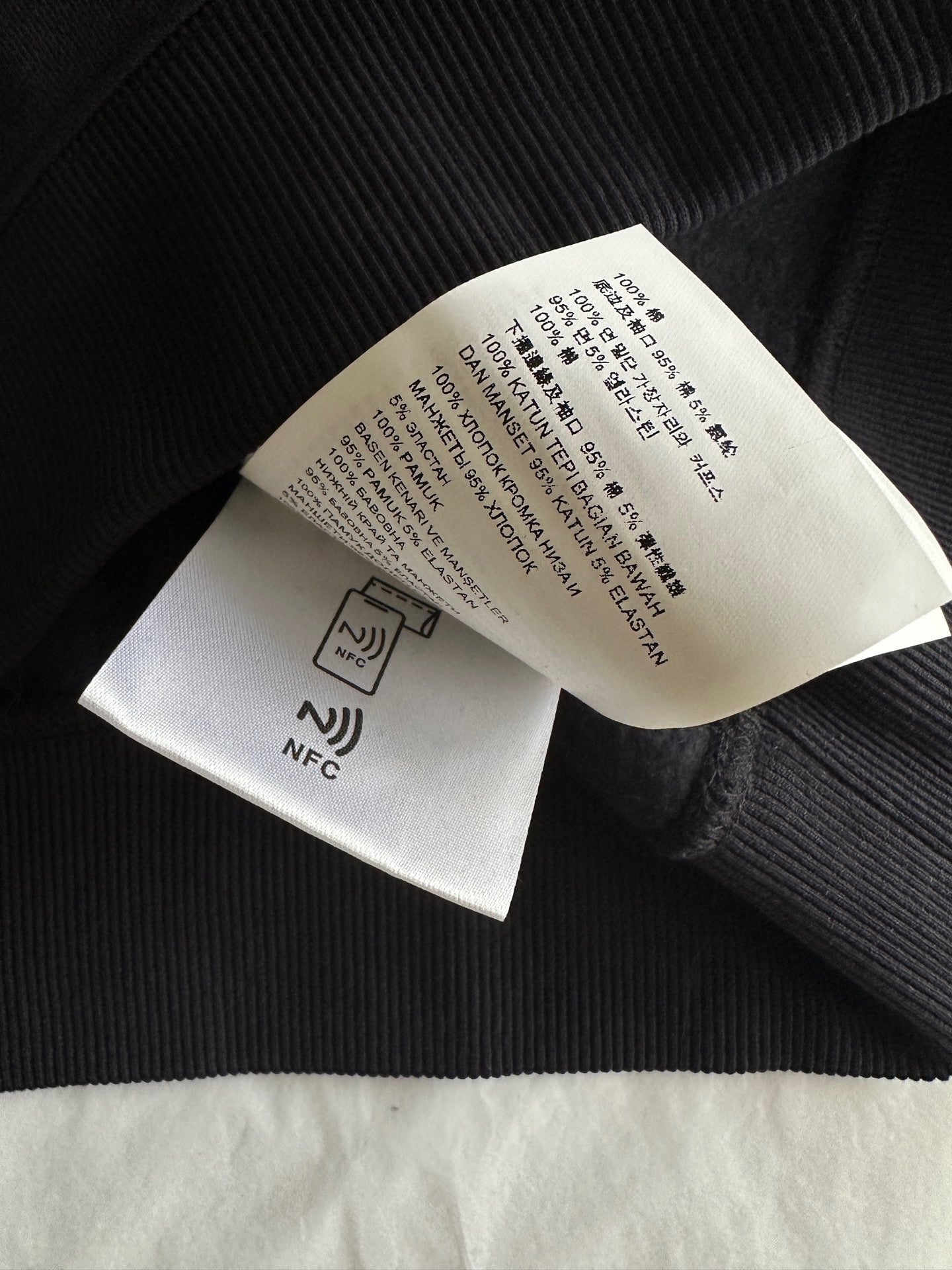 MIU M SWEATSHIRT