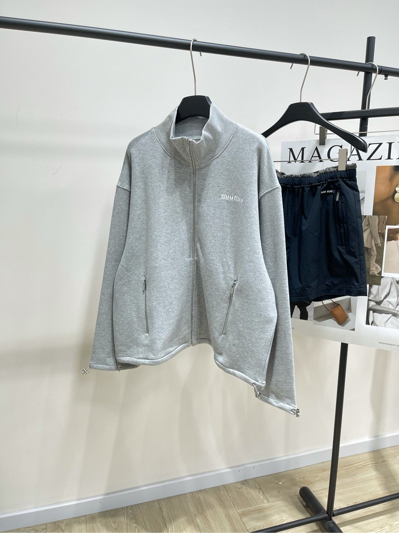 MIU M ZIP SWEATSHIRT