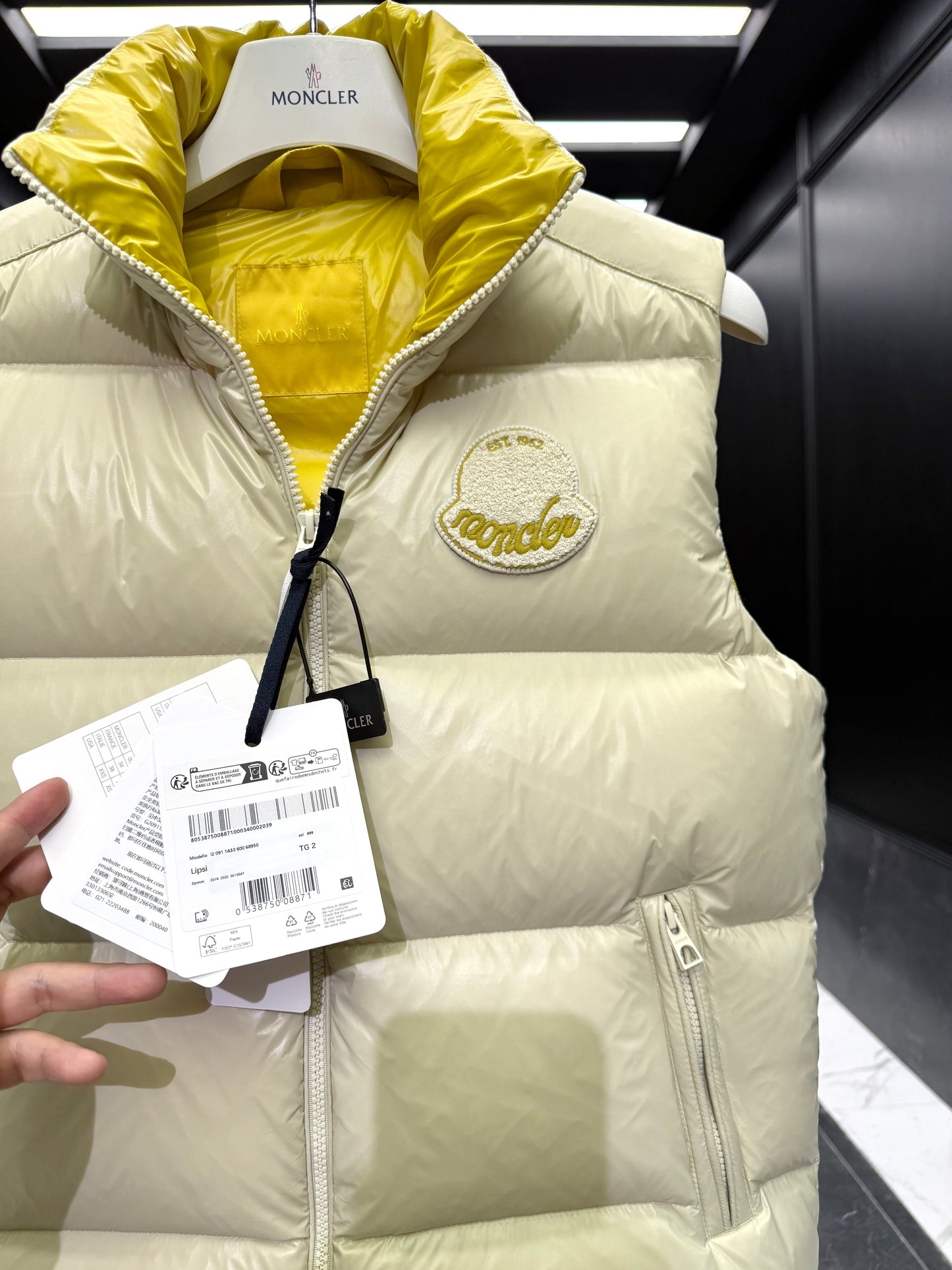 MONC LIPSI VEST