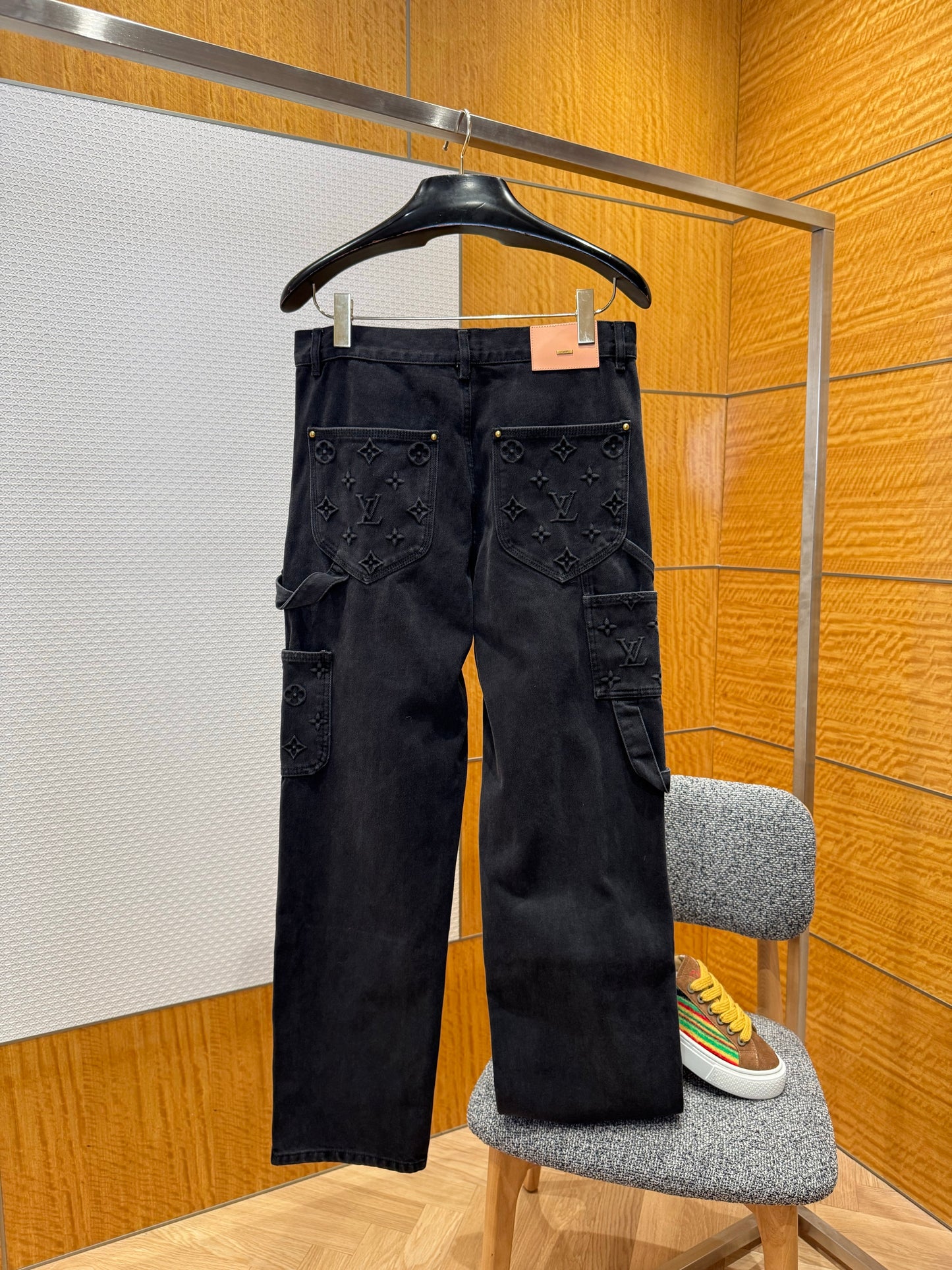 LOU JEANS