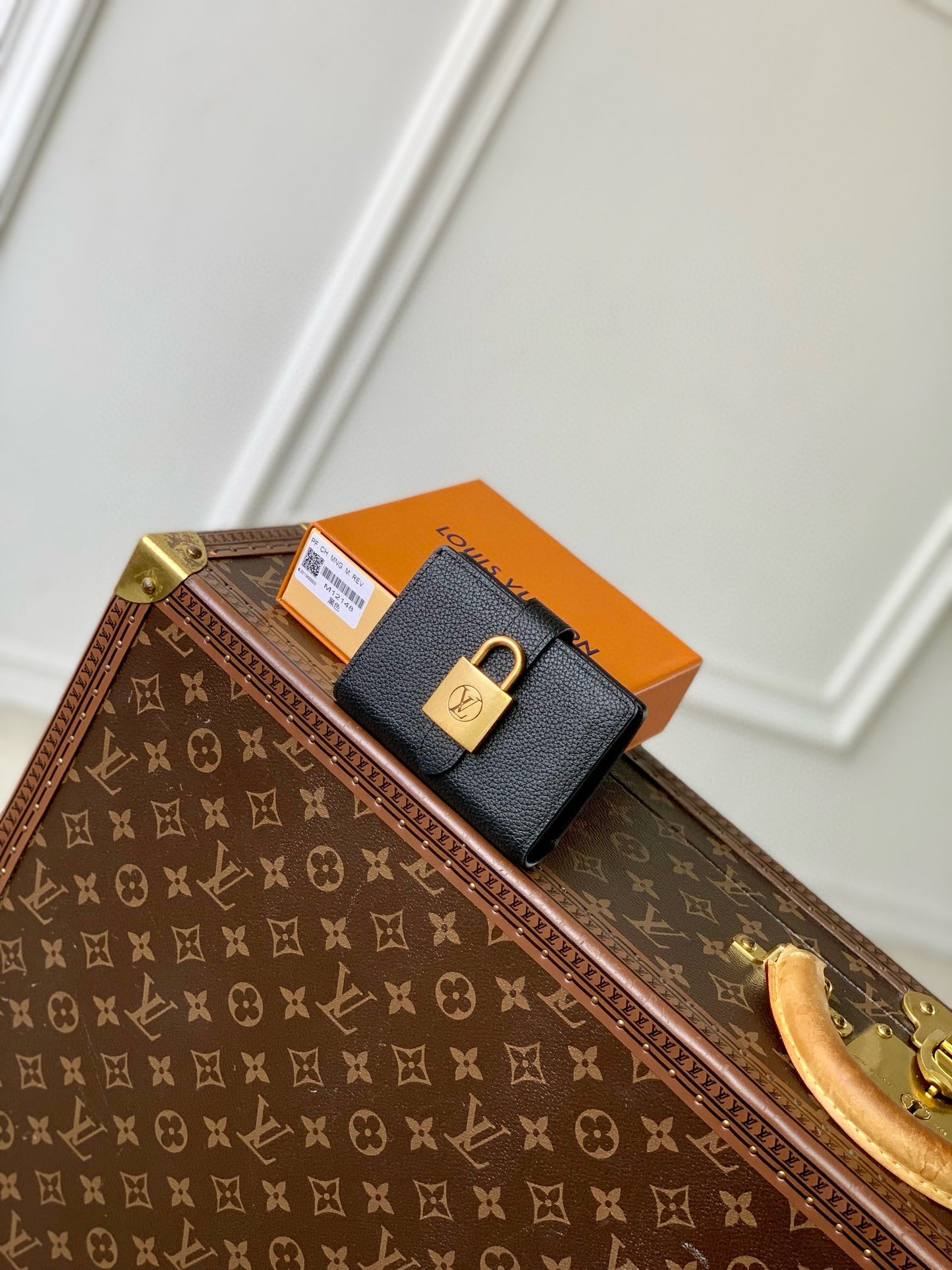 LOU LOW KEY COMPACT WALLET