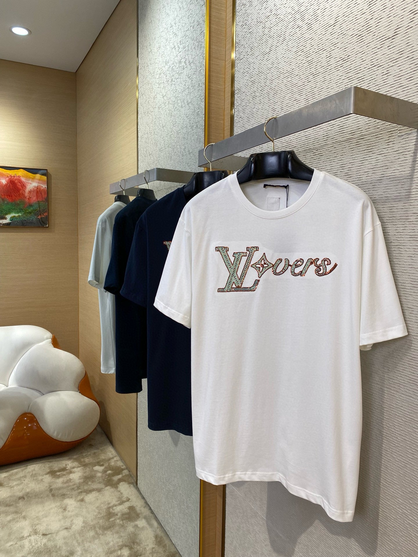 LOU T-SHIRT