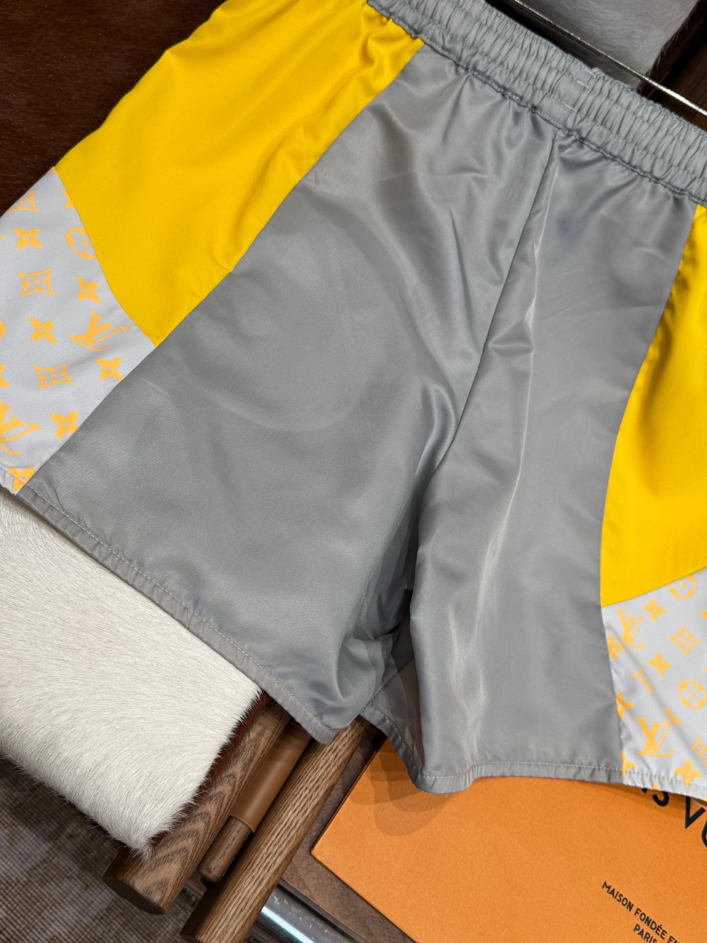 LOU SHORTS