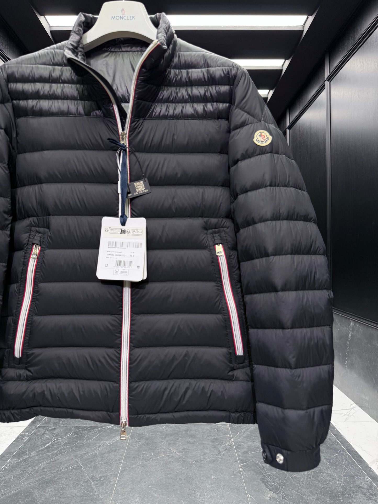 MONC DANIEL JACKET