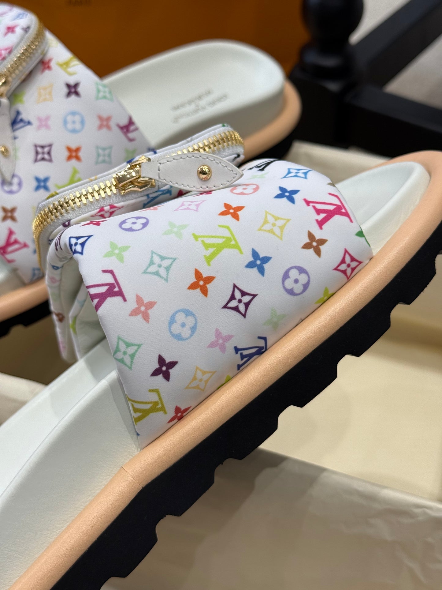 LOU PILLOW MULES