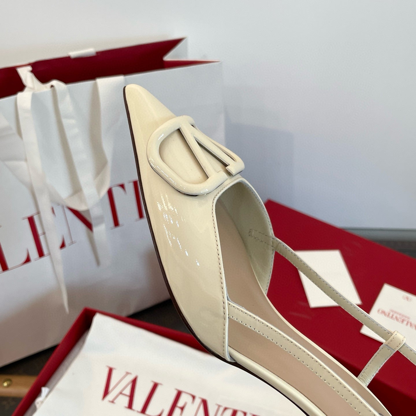 VAL HEELS